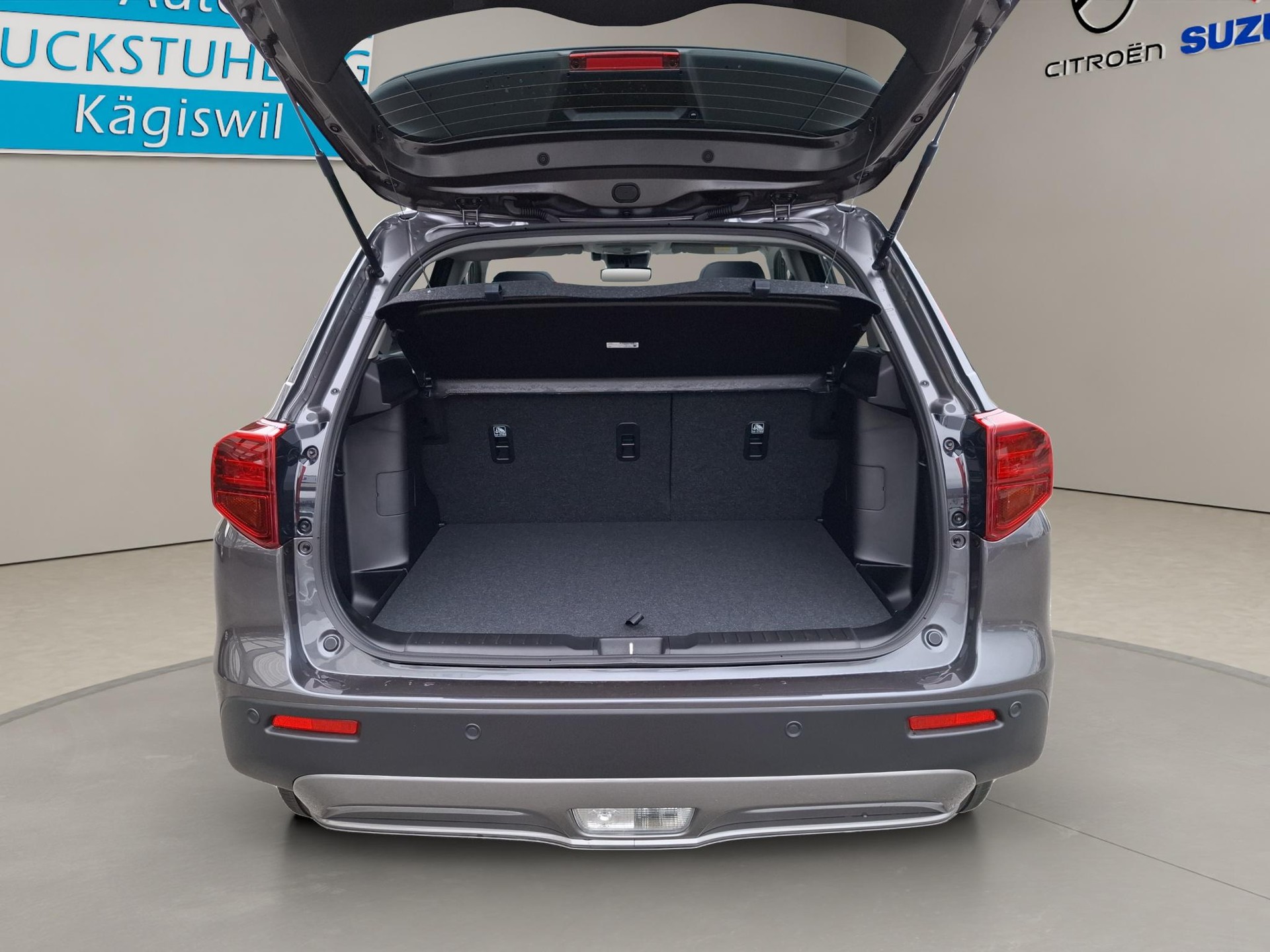 SUZUKI Vitara 1.4 T Compact Top Hybrid 4x4-image-10