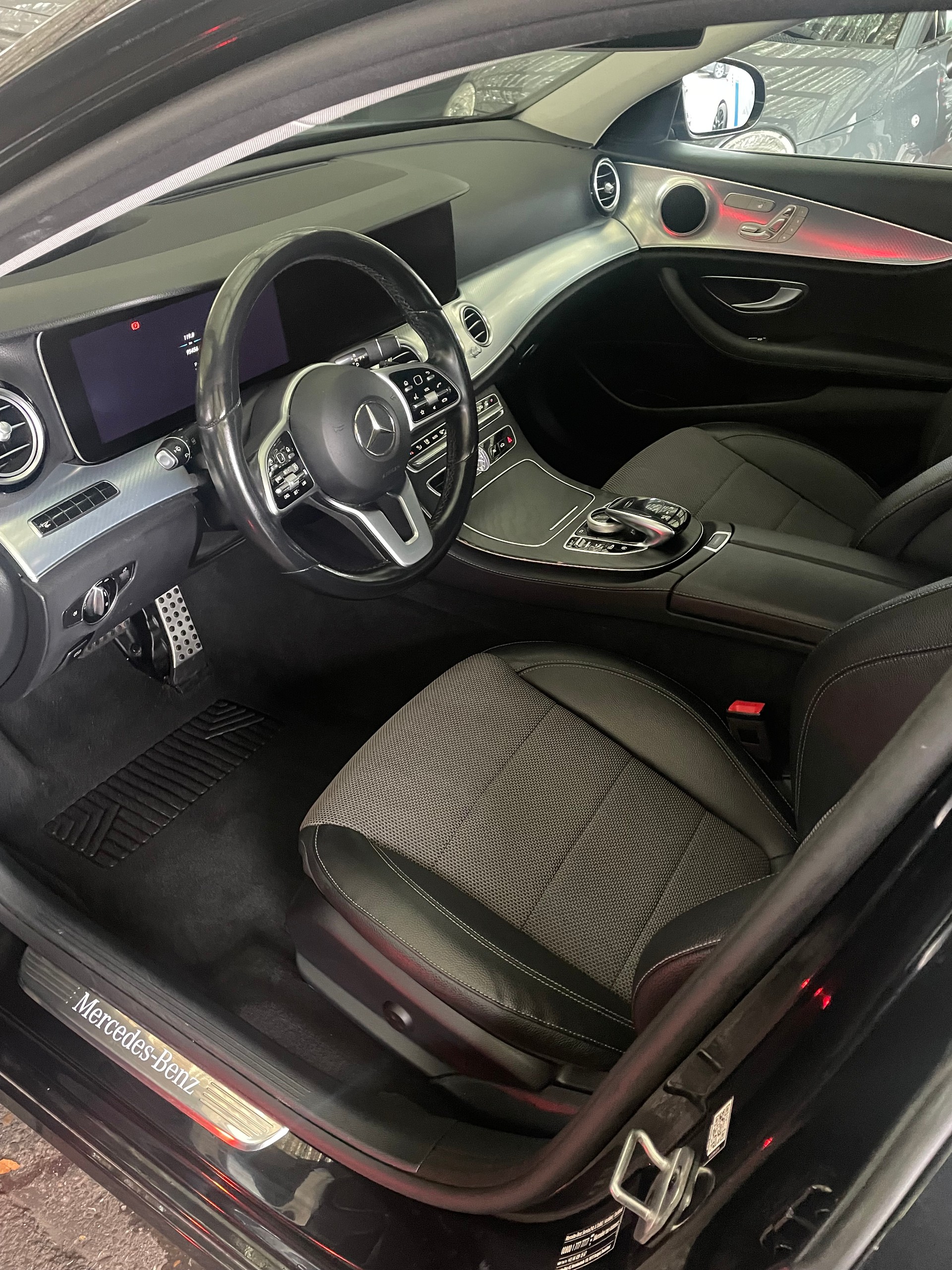 MERCEDES-BENZ E 200 Avantgarde 9G-Tronic-image-6