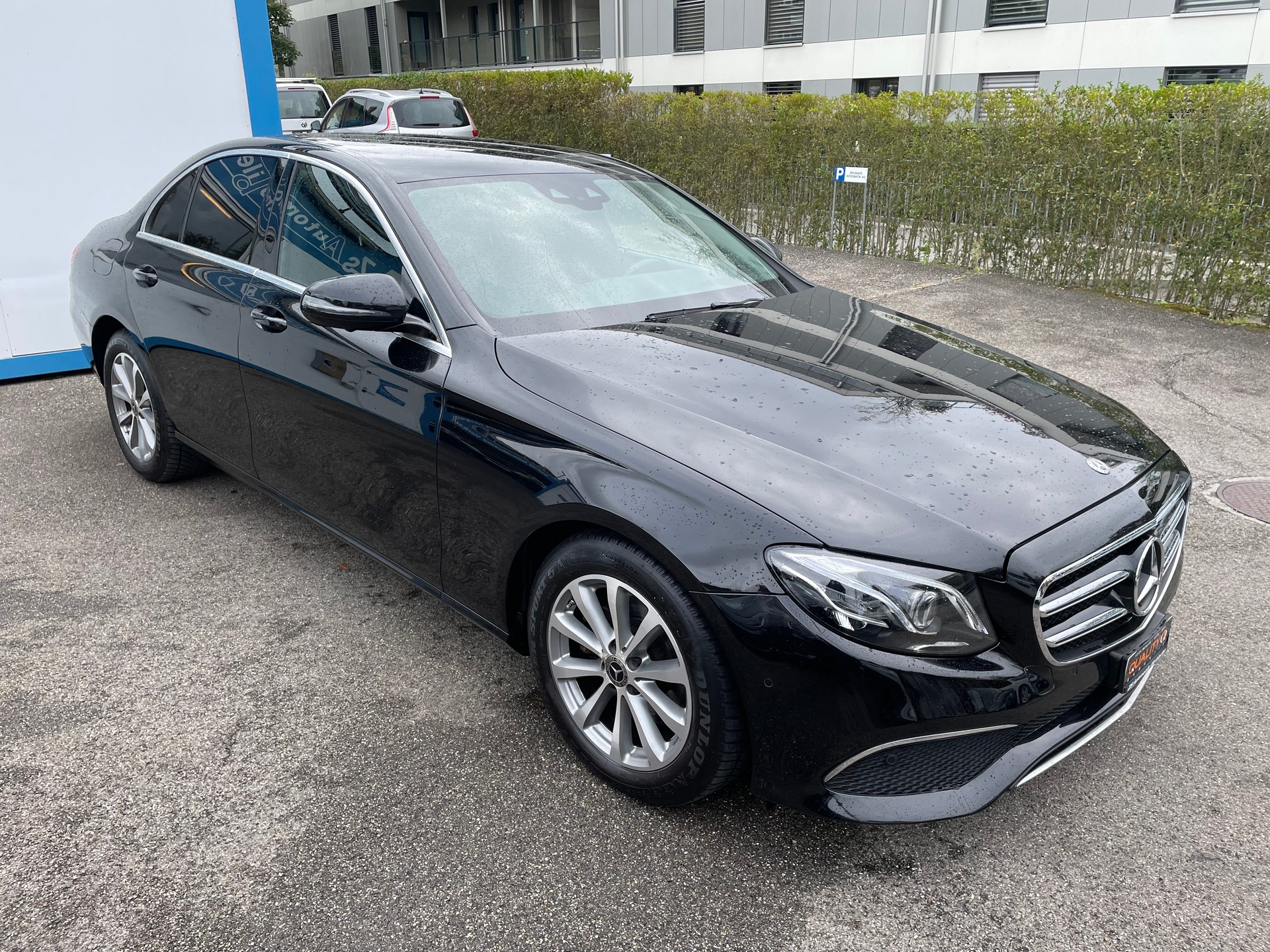 MERCEDES-BENZ E 200 Avantgarde 9G-Tronic-image-4