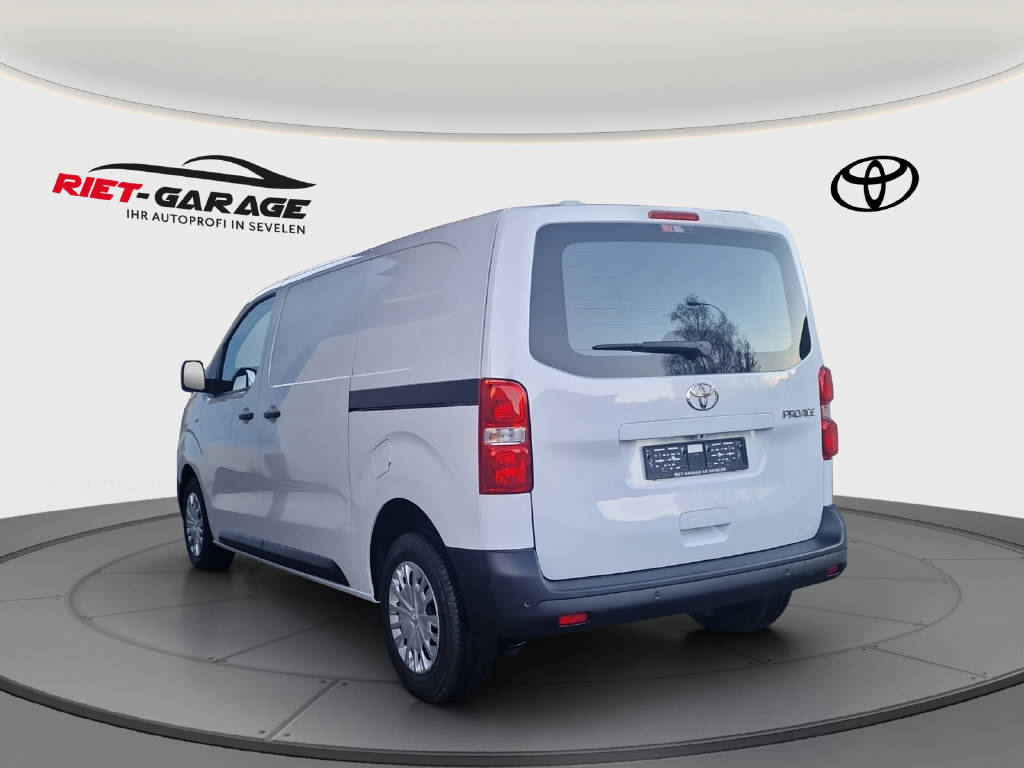 TOYOTA PROACE Van L1 2.0 D Advanced-image-2