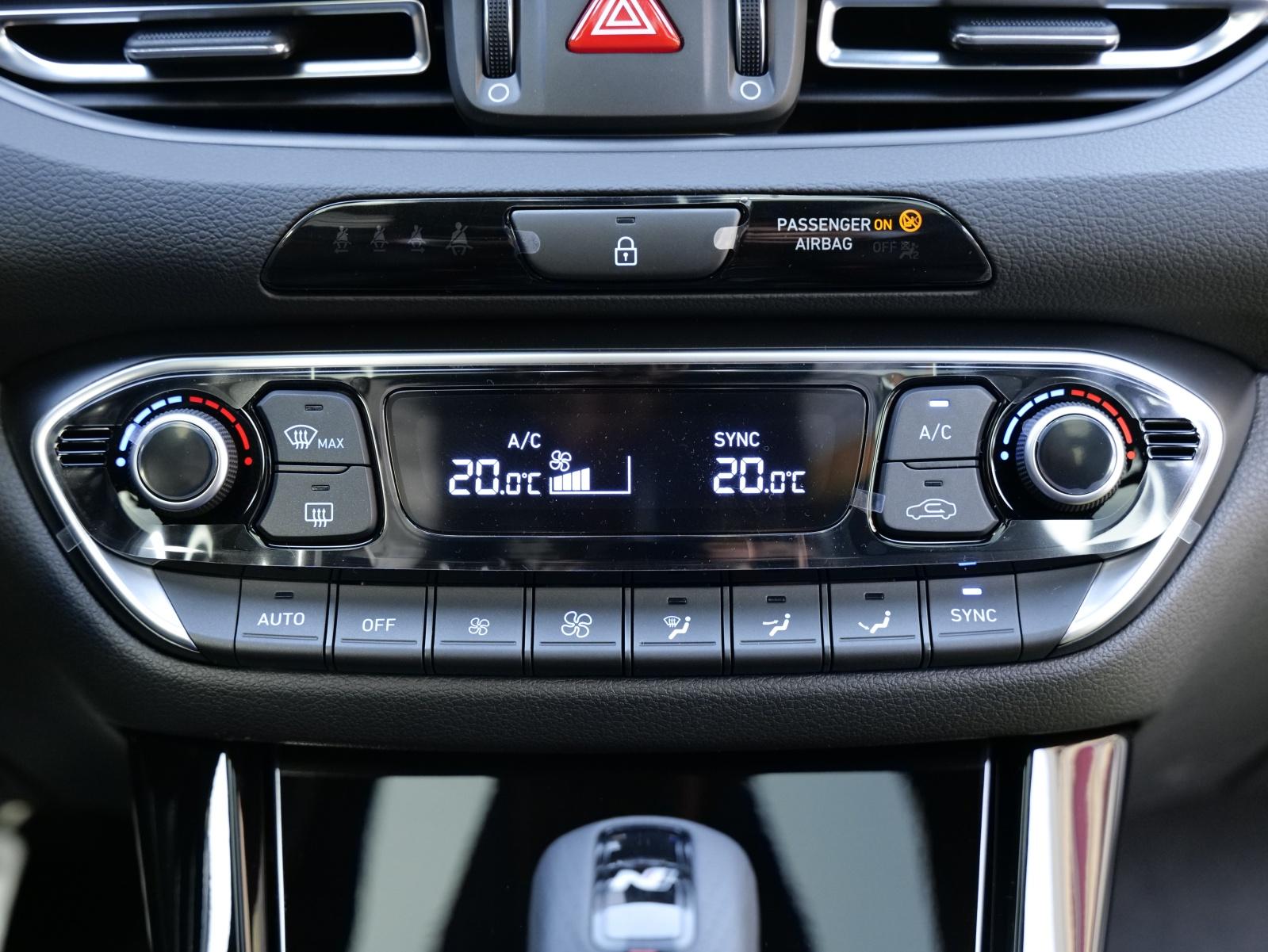 HYUNDAI i30 1.5 T-GDi N-Line-image-20