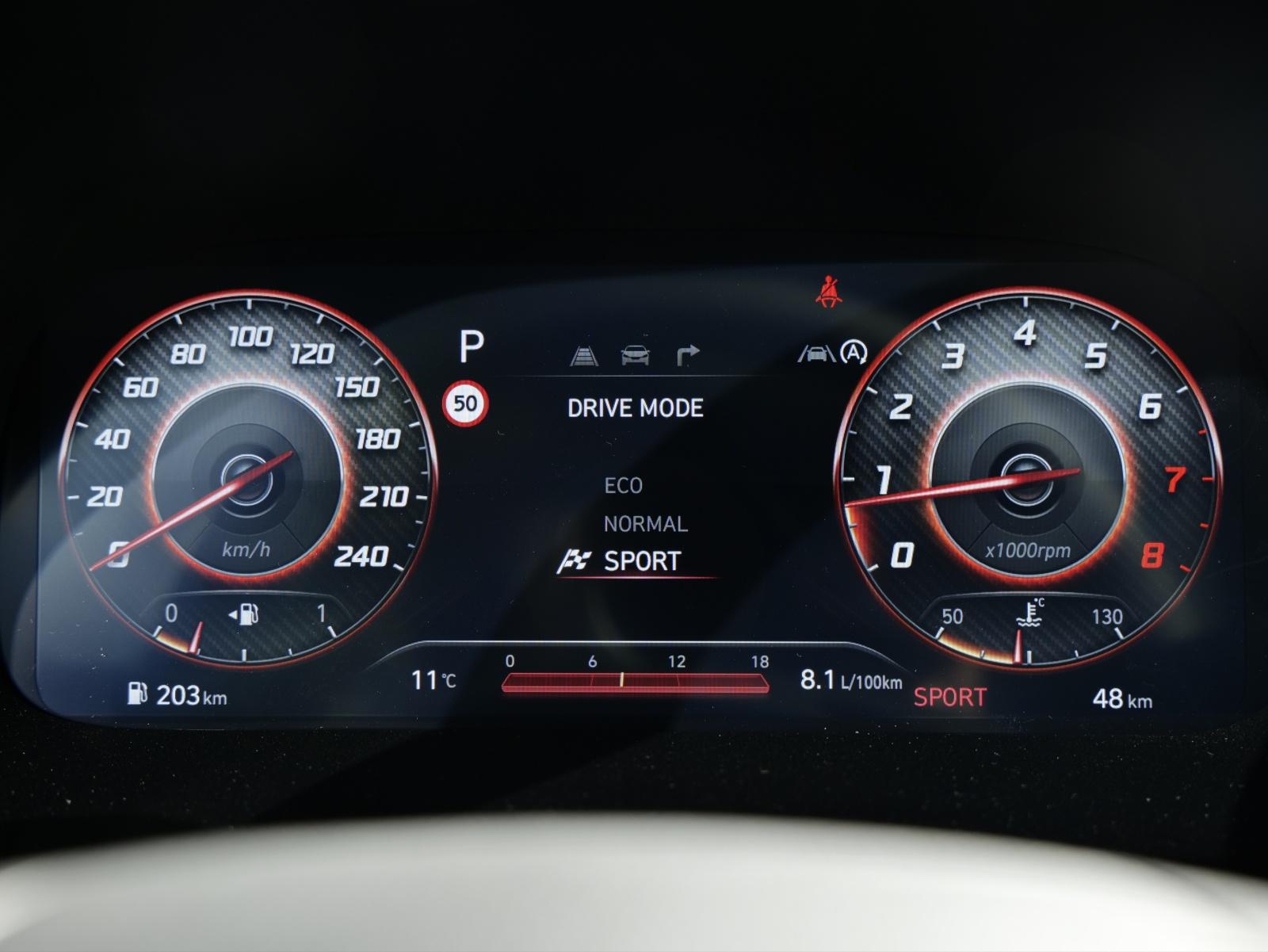 HYUNDAI i30 1.5 T-GDi N-Line-image-8