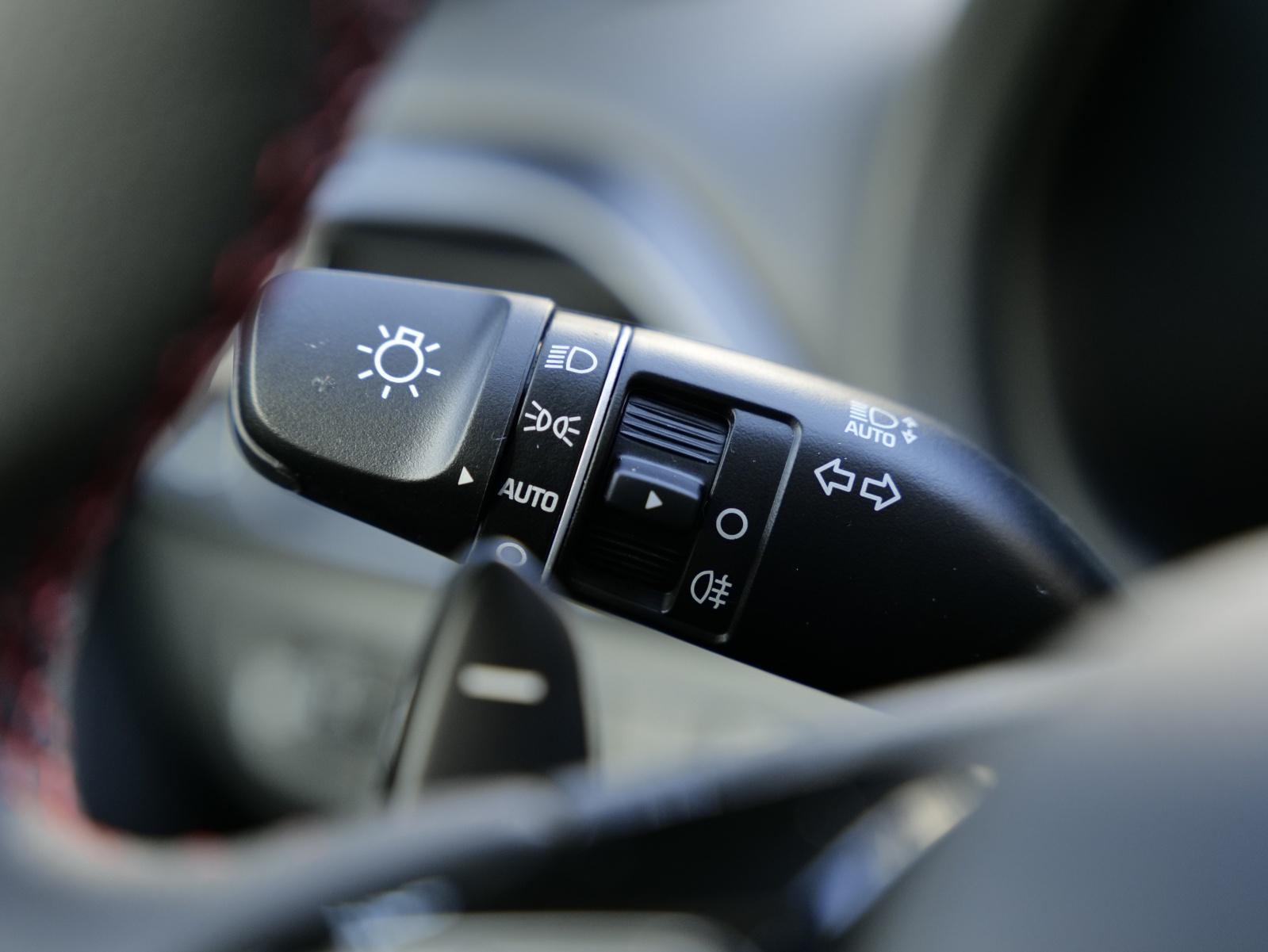 HYUNDAI i30 1.5 T-GDi N-Line-image-25