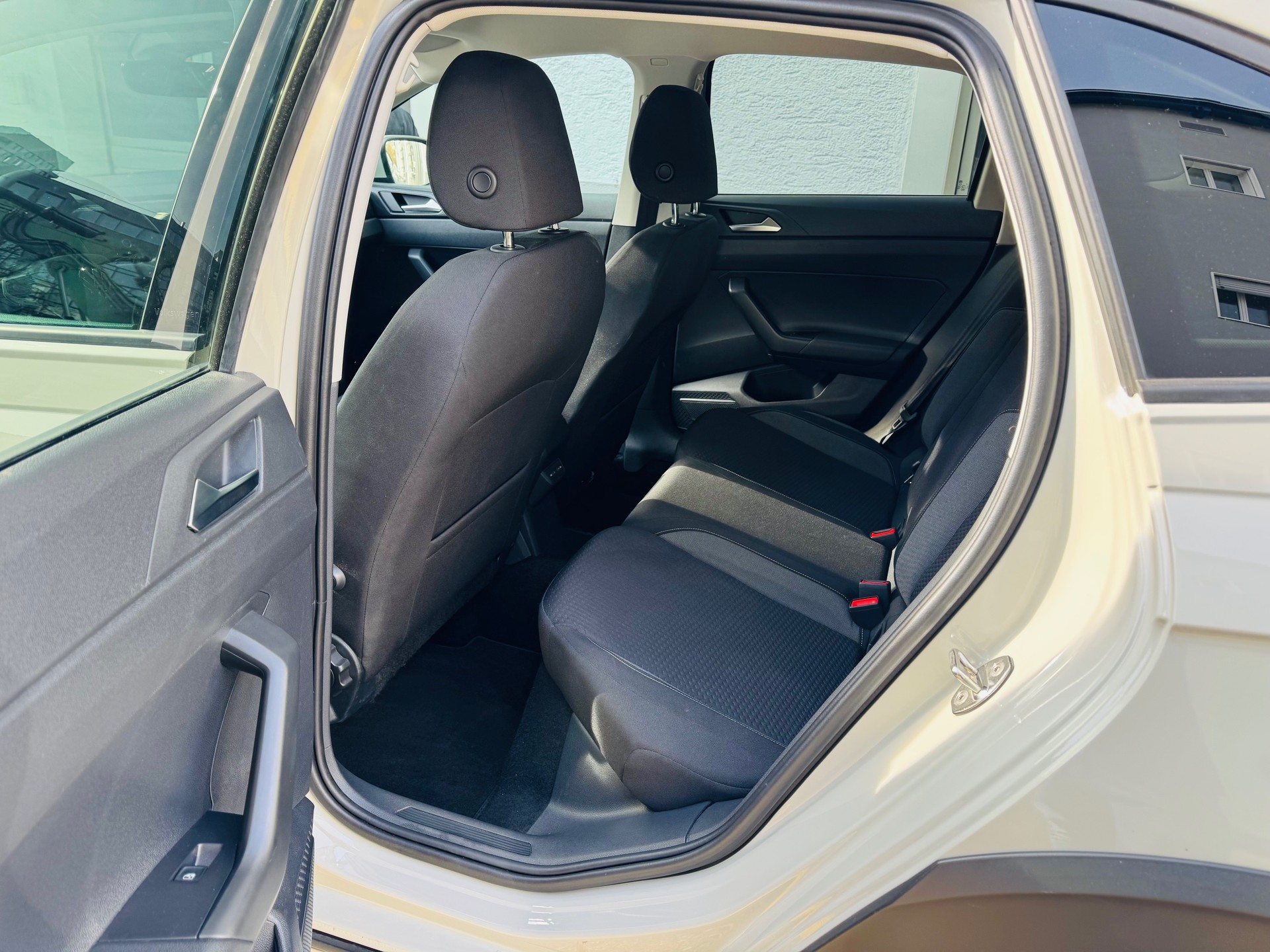 VW Taigo 1.0 TSI 75 Edition DSG-image-8