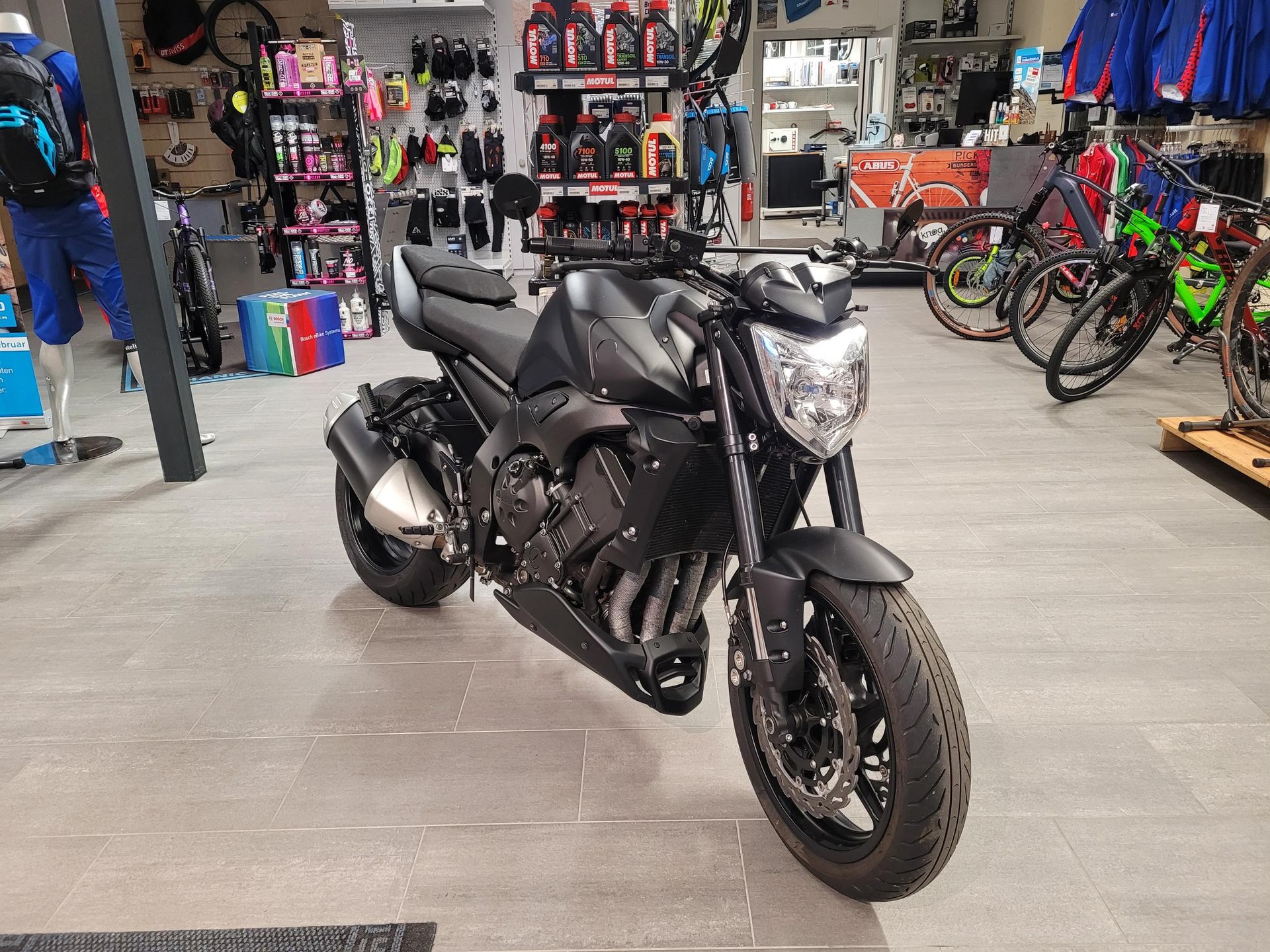 YAMAHA FZ1 N
