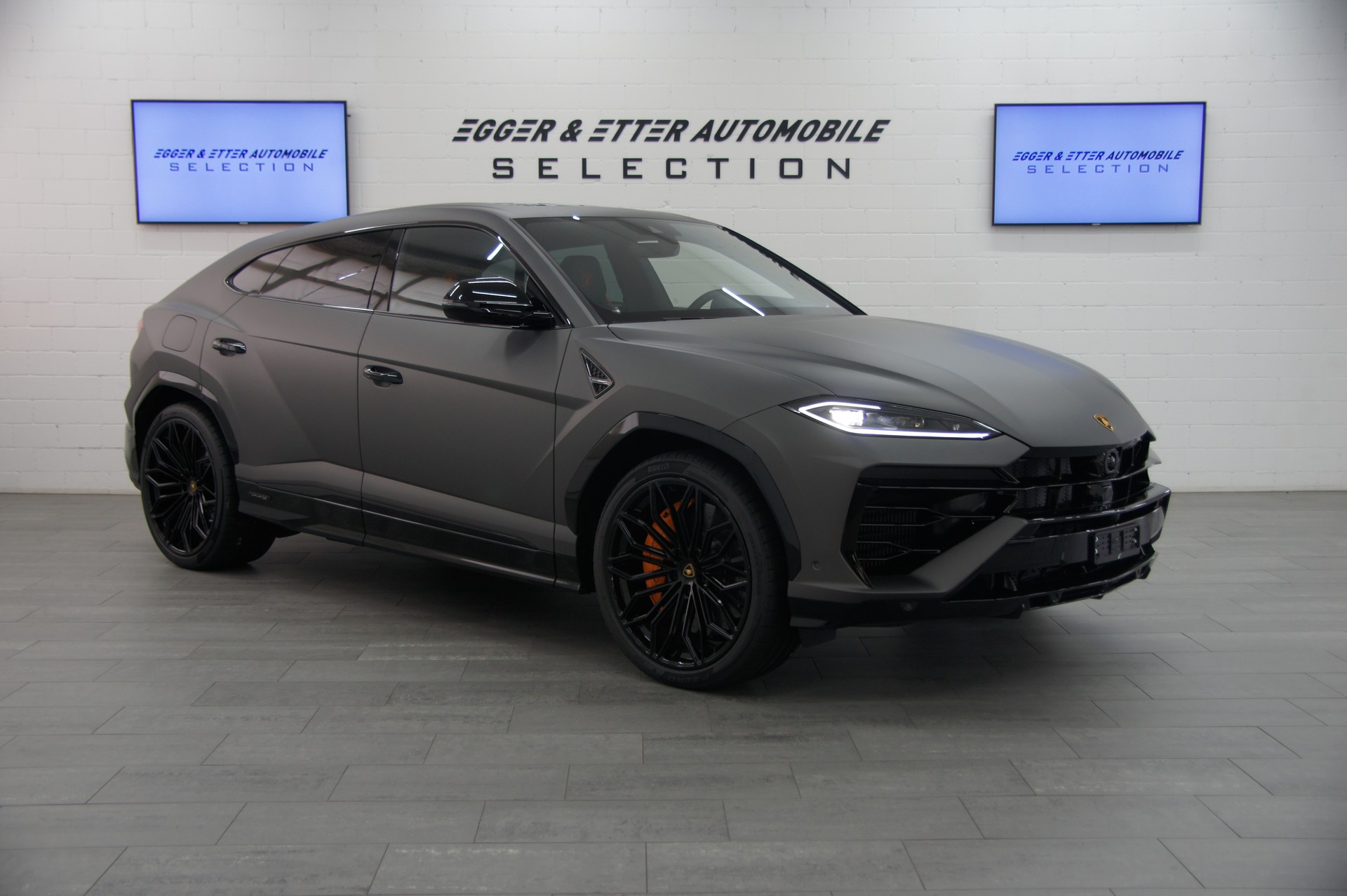 LAMBORGHINI Urus SE-image-2