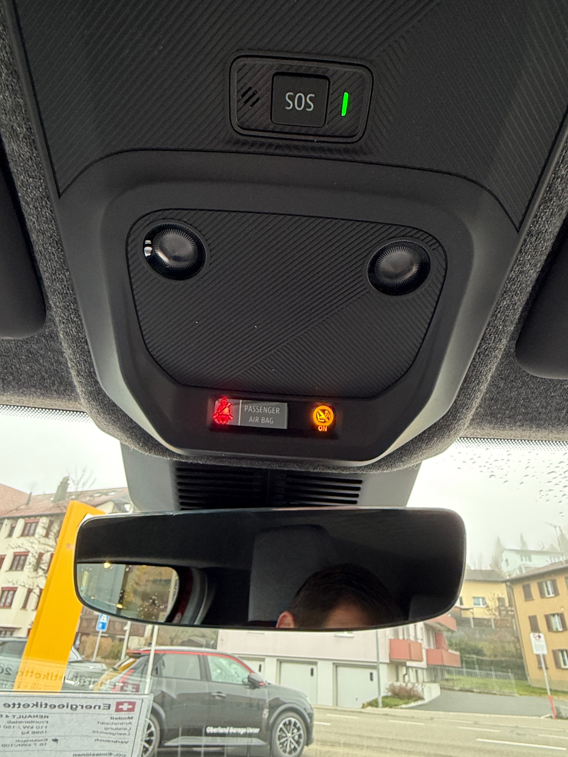 RENAULT R4 E-Tech Comfort Range 52 kWh Techno-image-23