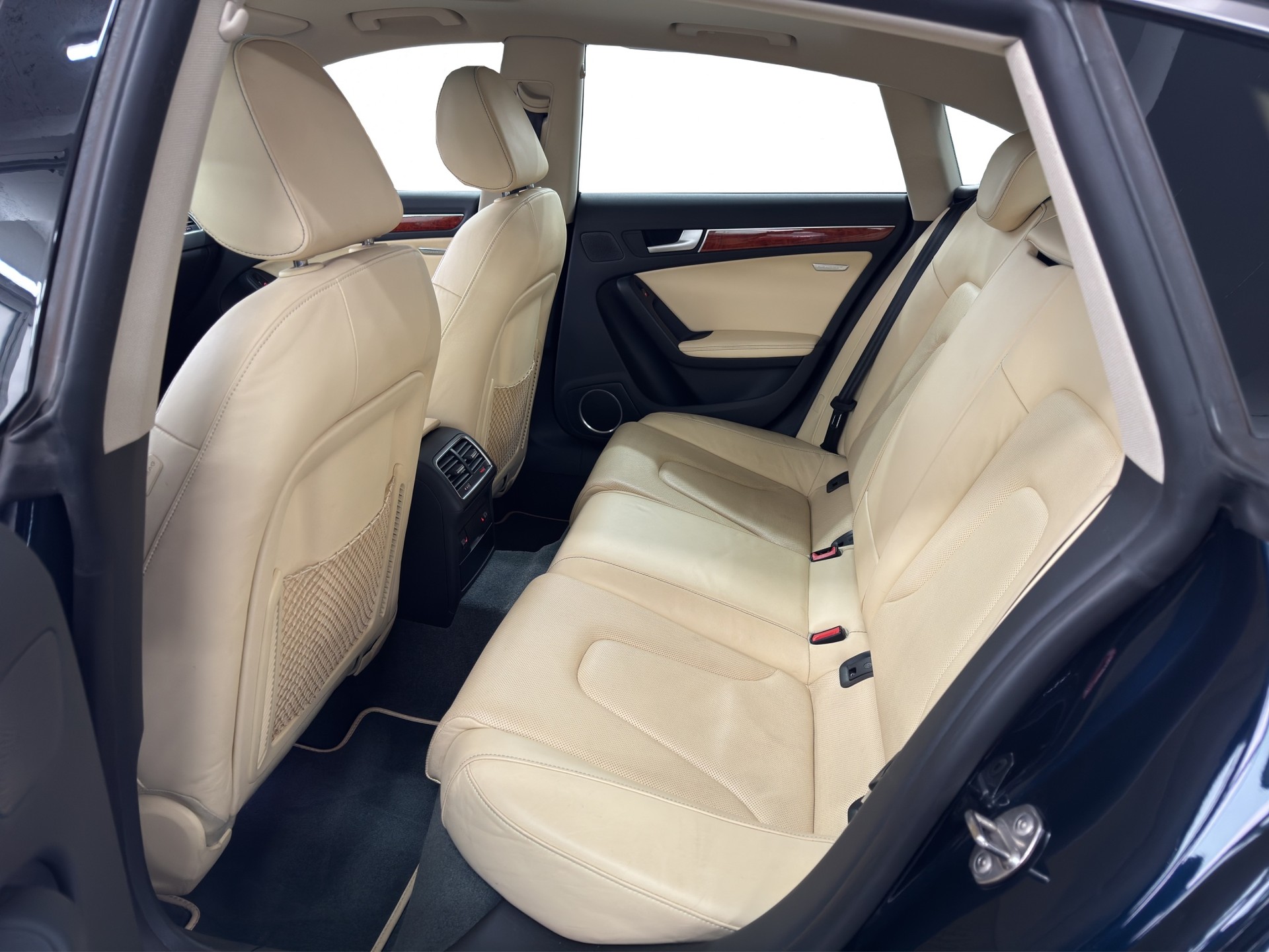 AUDI S5 Sportback 3.0 TFSI quattro S-tronic "Audi exclusive"-image-17