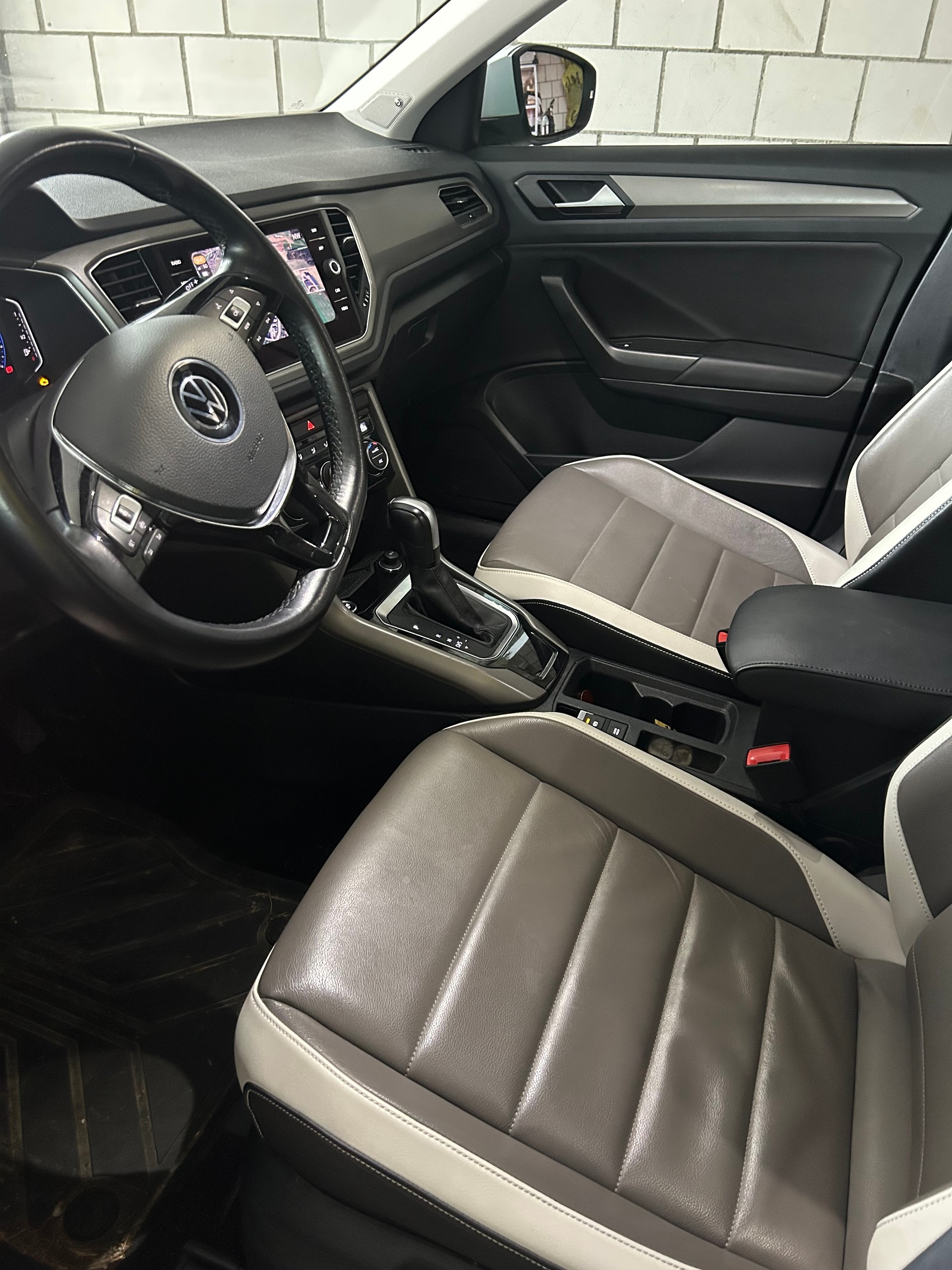 VW T-Roc 1.5 TSI EVO Advance Selection DSG-image-5