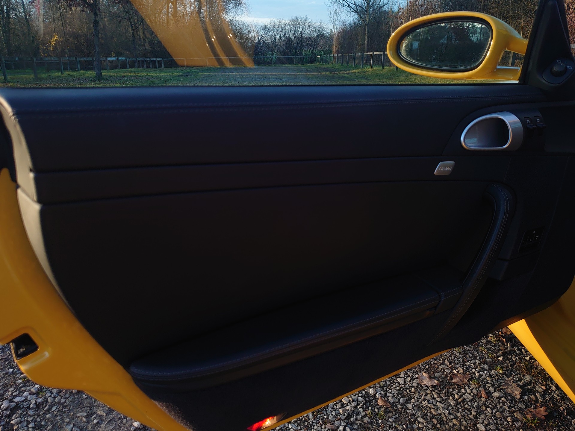PORSCHE 911 Carrera S-image-10