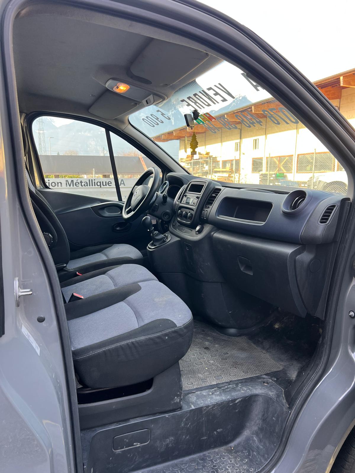 OPEL Vivaro 1.6 CDTI 2.7t L1H1-image-4