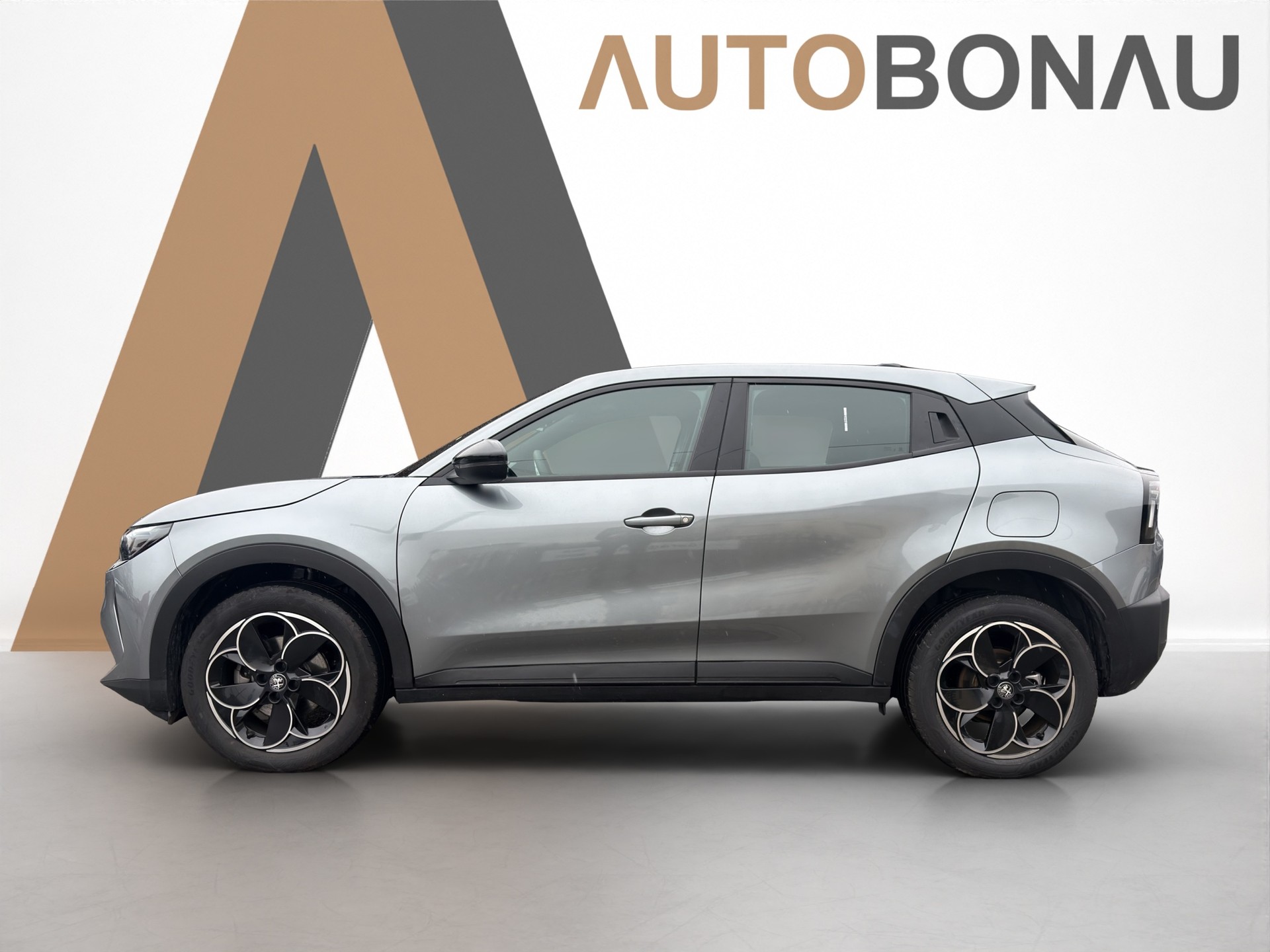 ALFA ROMEO Junior Elettrica-showroom-element-1
