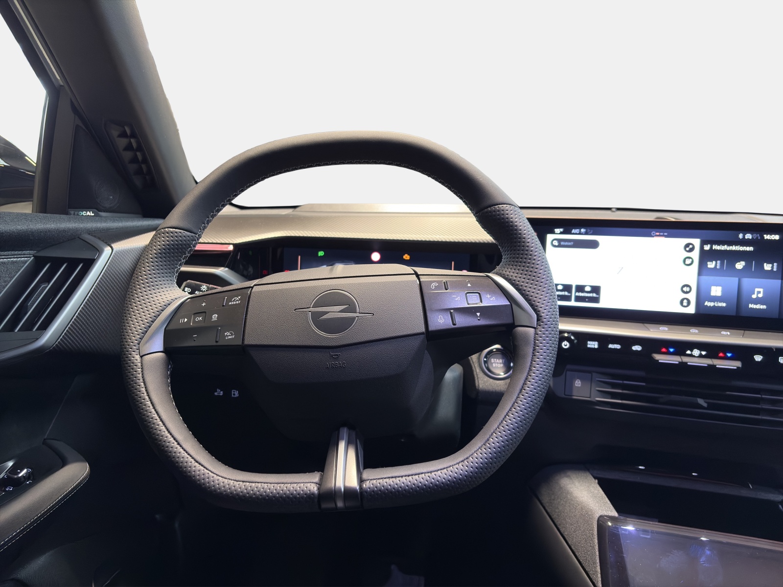OPEL Grandland 1.6T/195 GS Hybrid-image-12