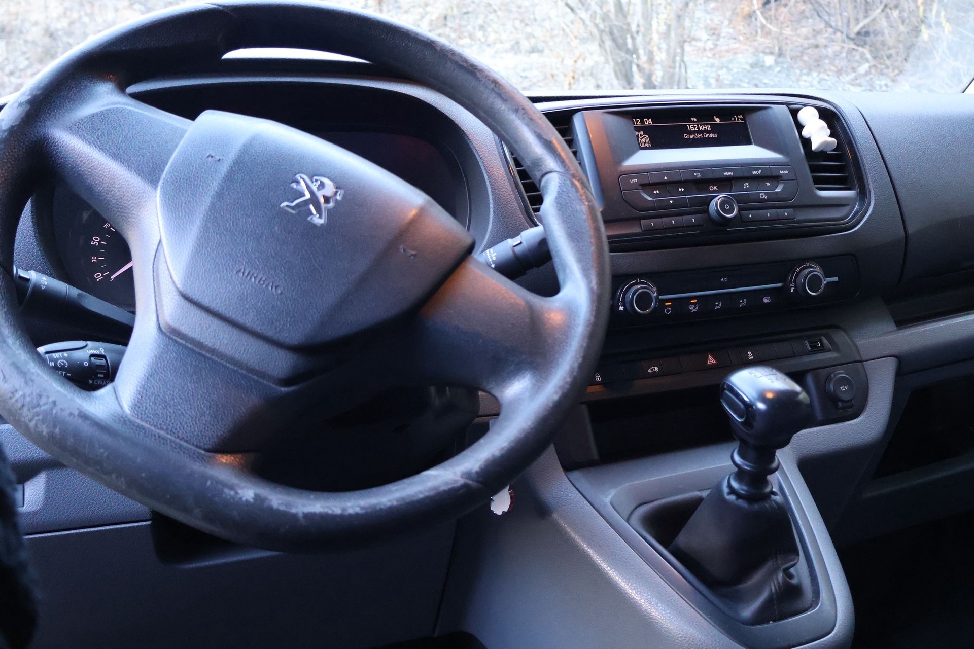 PEUGEOT Expert 2.0 BlueHDi 120 Active Long-image-5