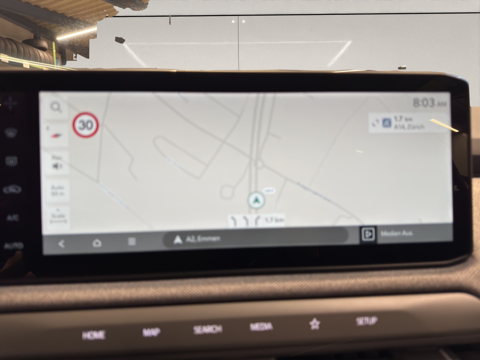 KIA EV3 81 kWh Earth+-image-8