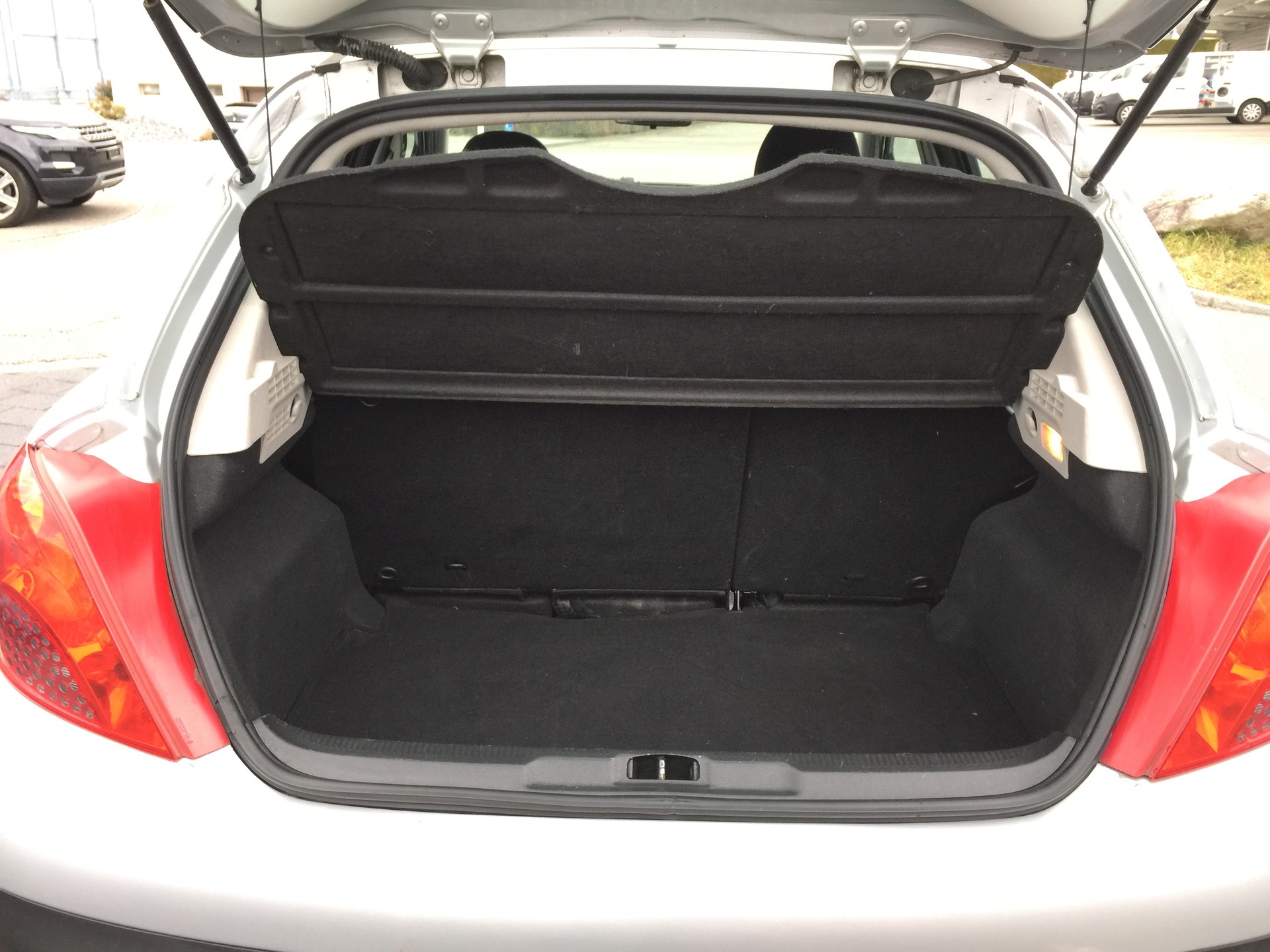 PEUGEOT 207 1.6 16V Sport Pack-image-6