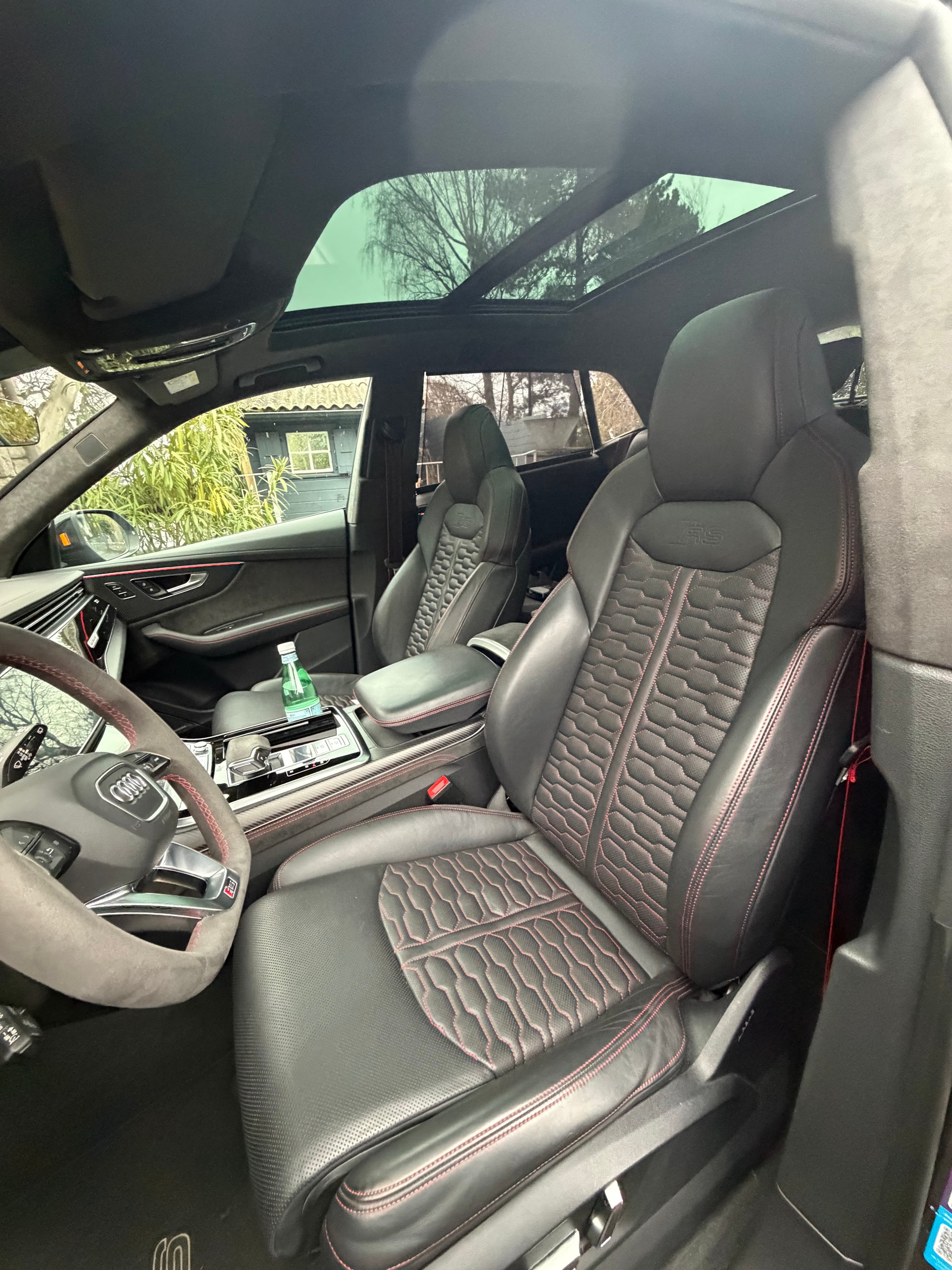 AUDI RSQ8 quattro tiptronic-image-3