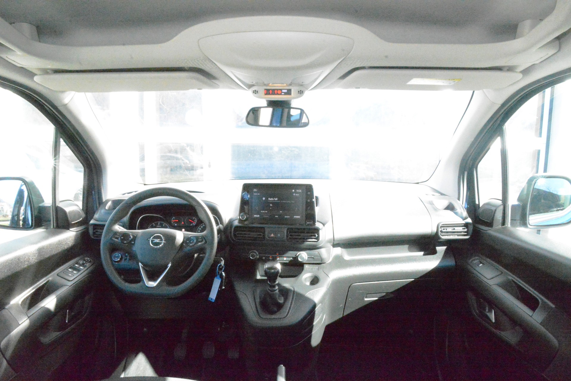 OPEL Combo Life 1.2 Enjoy-image-4