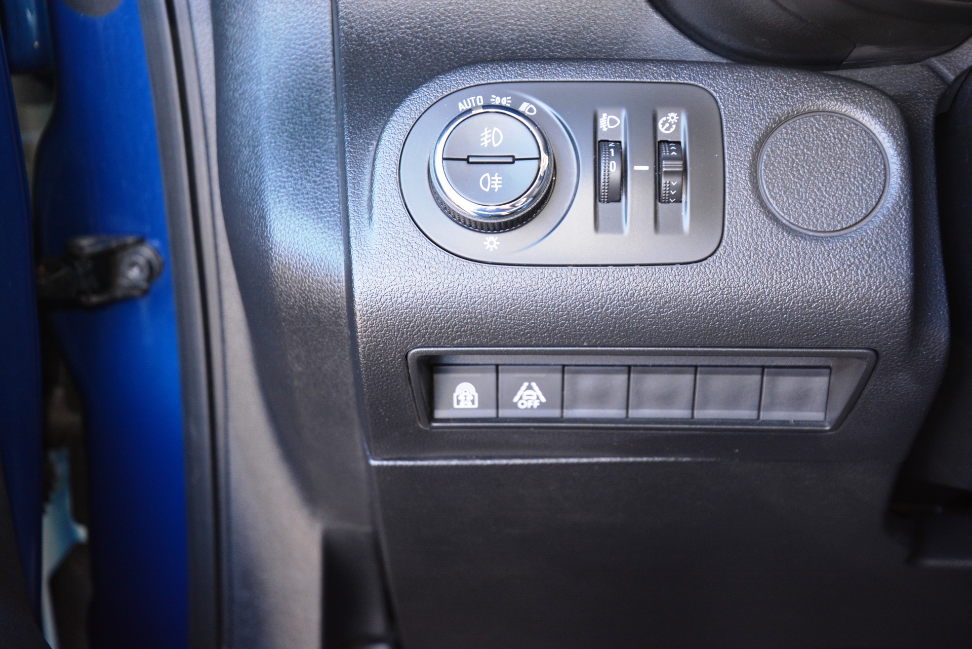 OPEL Combo Life 1.2 Enjoy-image-15
