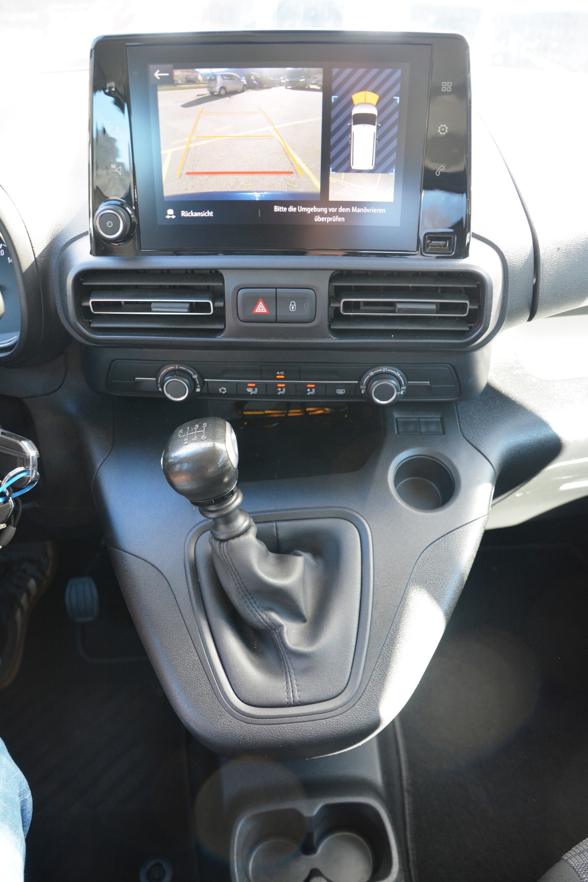 OPEL Combo Life 1.2 Enjoy-image-5