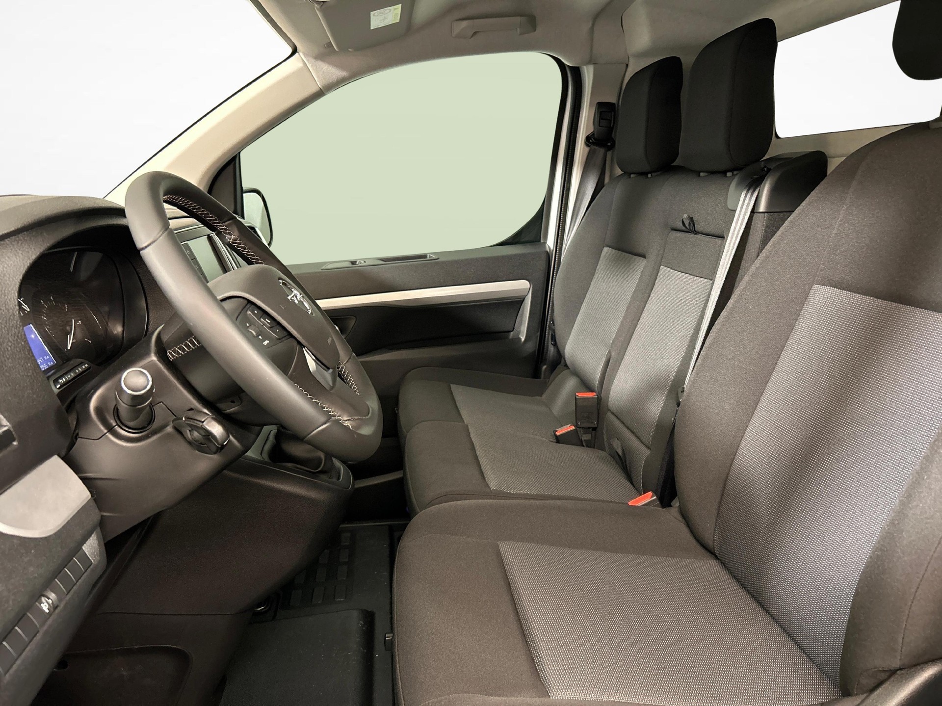OPEL Vivaro Cargo 2.7 t M 1.5 D 102 S/S-image-2