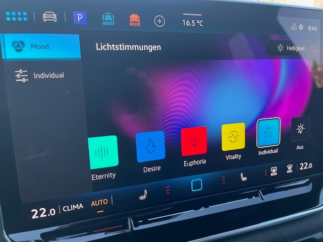 VW Tayron 2.0 TDI SCR R-Line 4Motion DSG-image-15