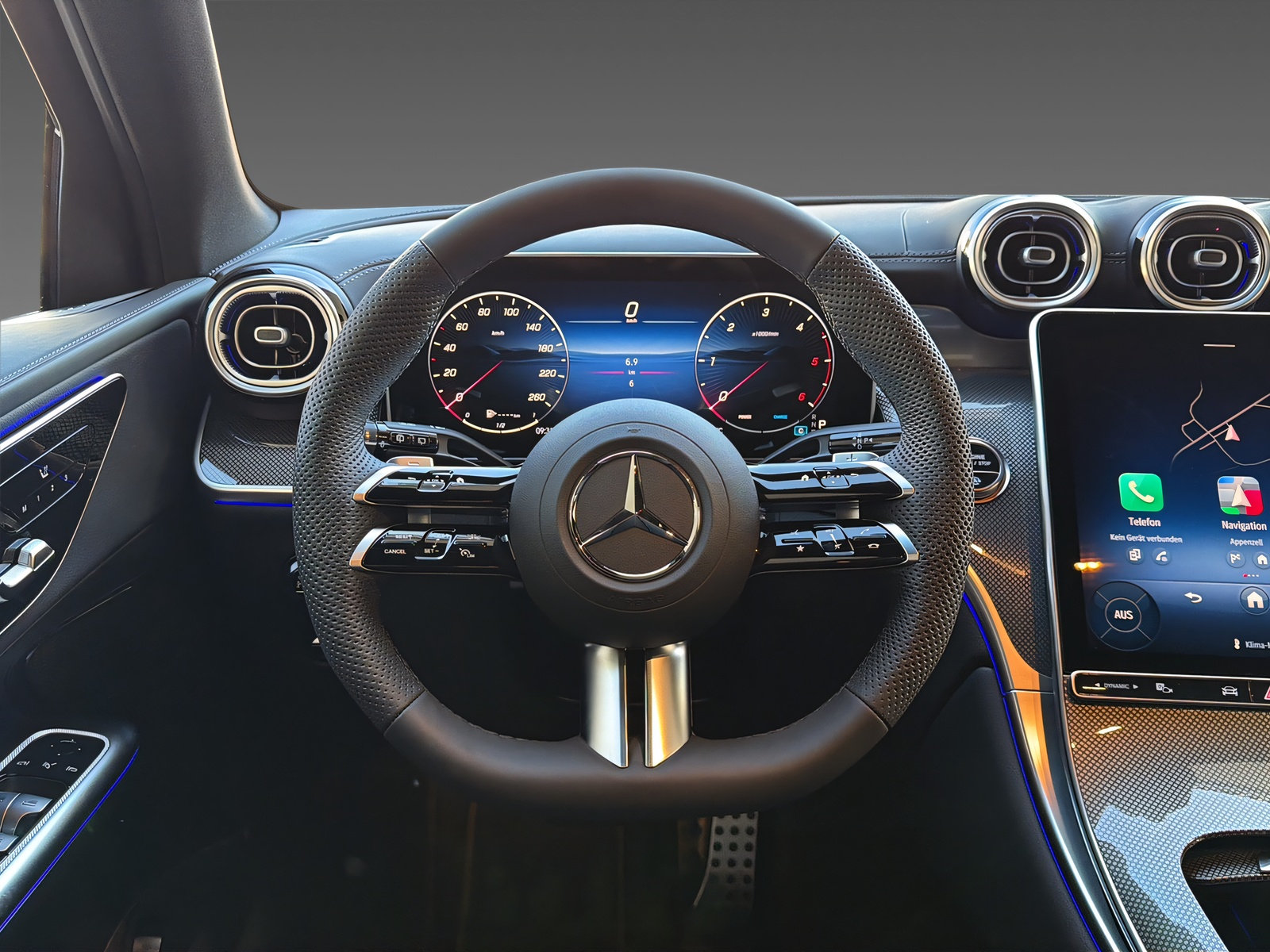 MERCEDES-BENZ GLC 220 d 4Matic-image-11
