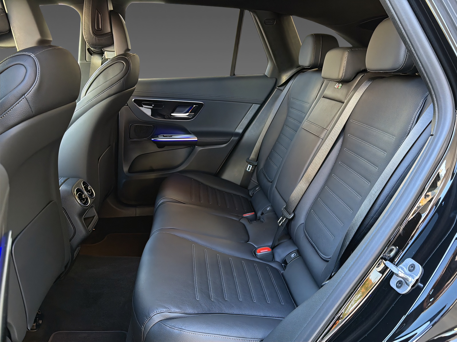 MERCEDES-BENZ GLC 220 d 4Matic-image-15