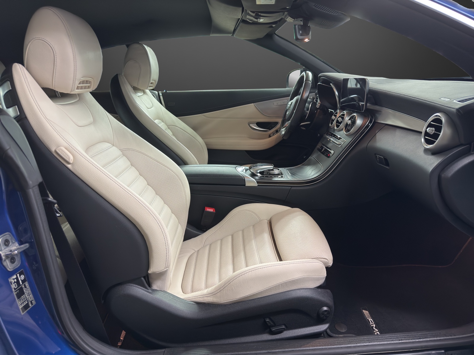 MERCEDES-BENZ C 43 AMG 4Matic-image-11