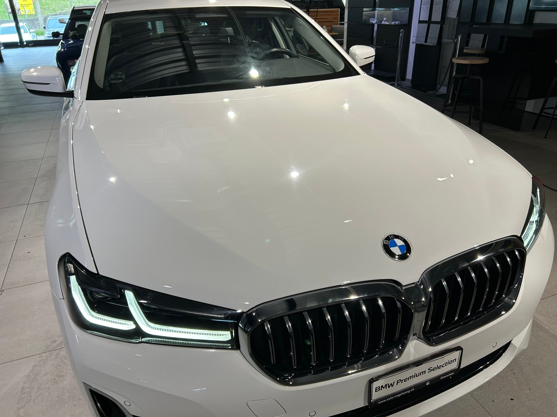 BMW 520d xDrive 48V Luxury Line Steptronic-image-15