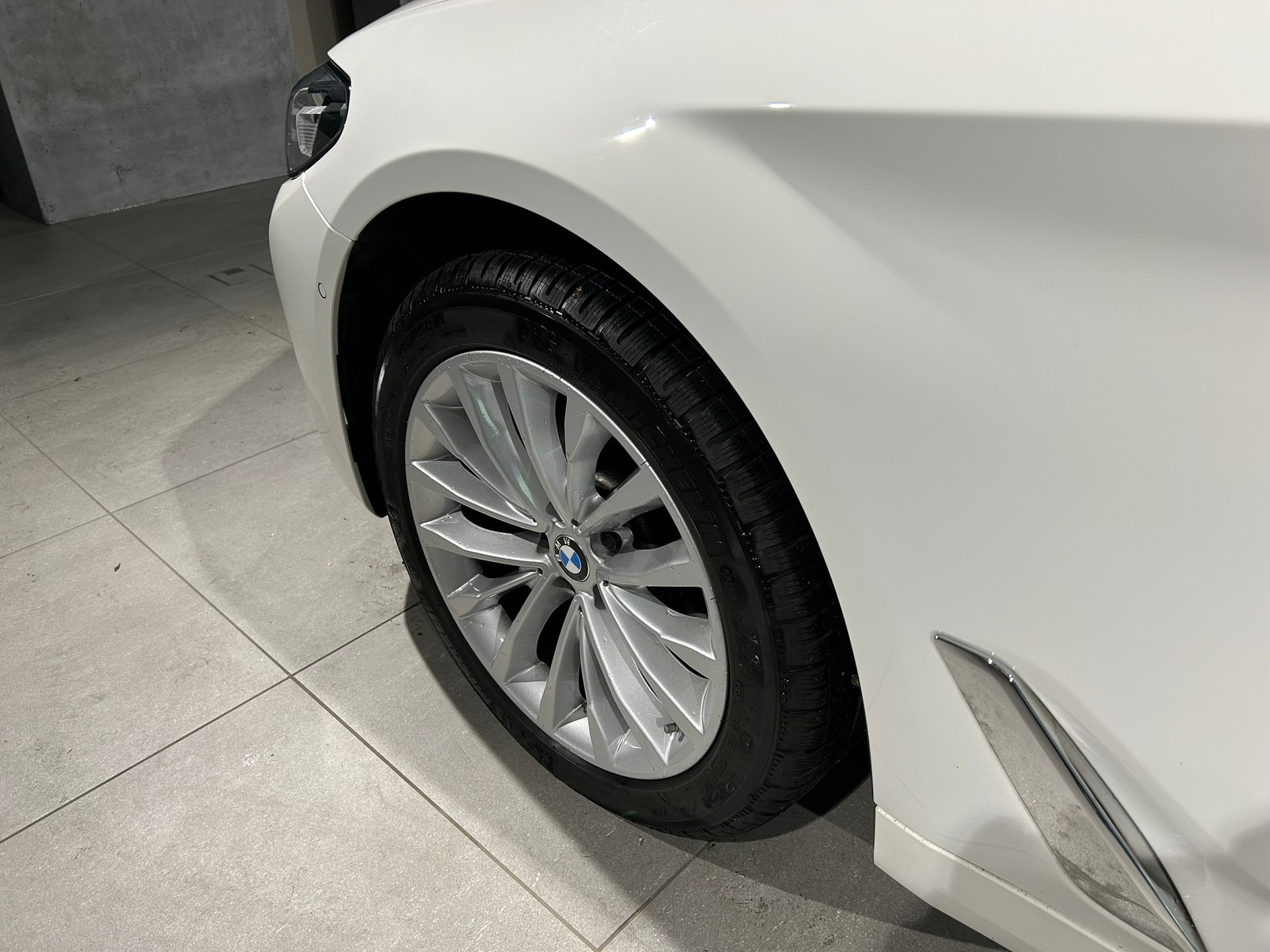 BMW 520d xDrive 48V Luxury Line Steptronic-image-18