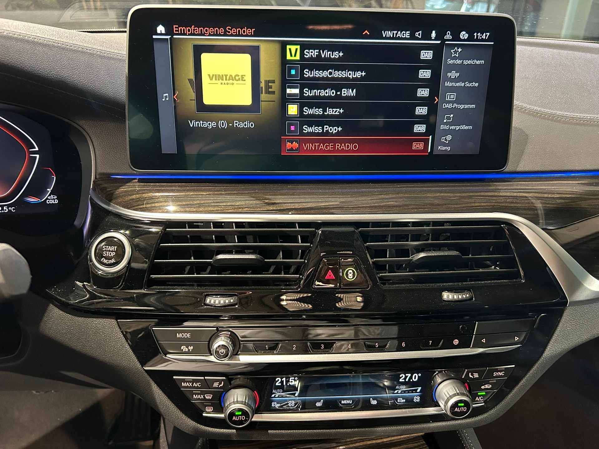 BMW 520d xDrive 48V Luxury Line Steptronic-image-23