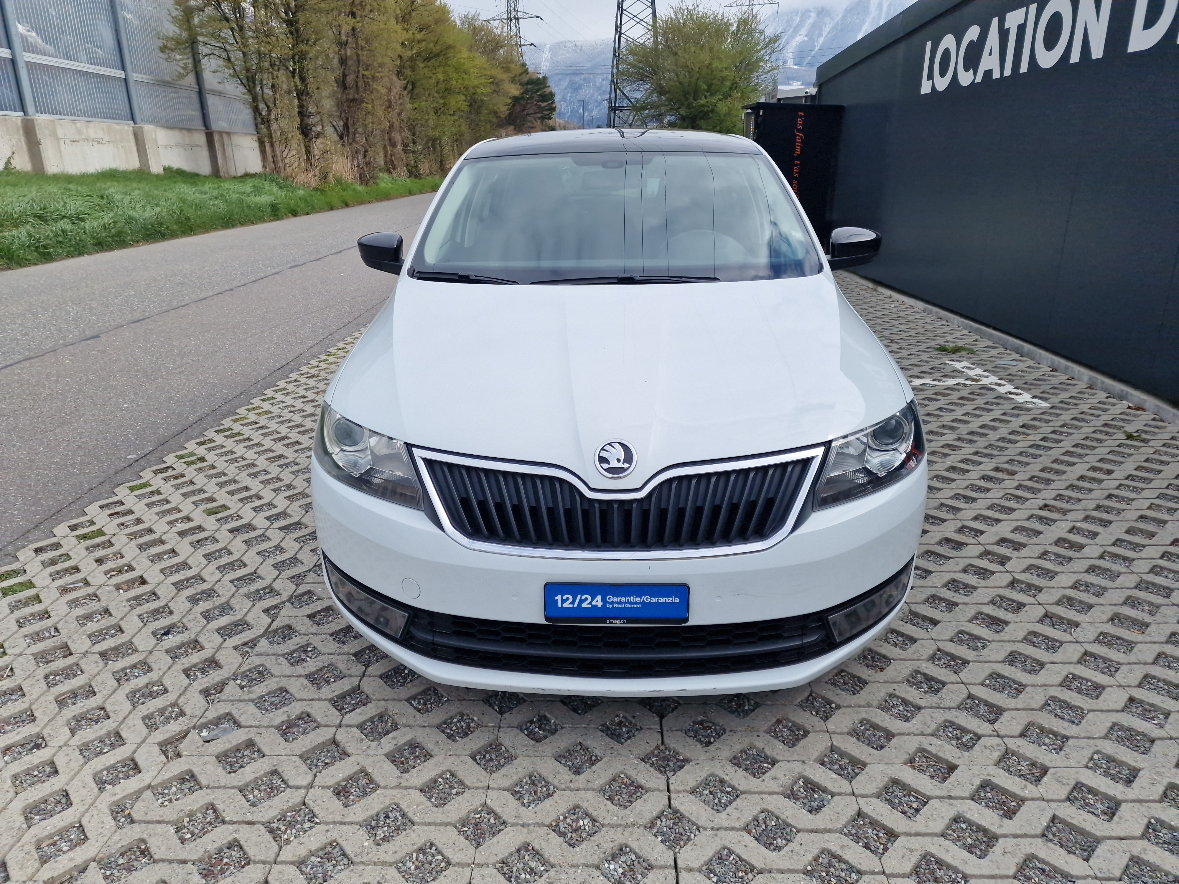 Car photo