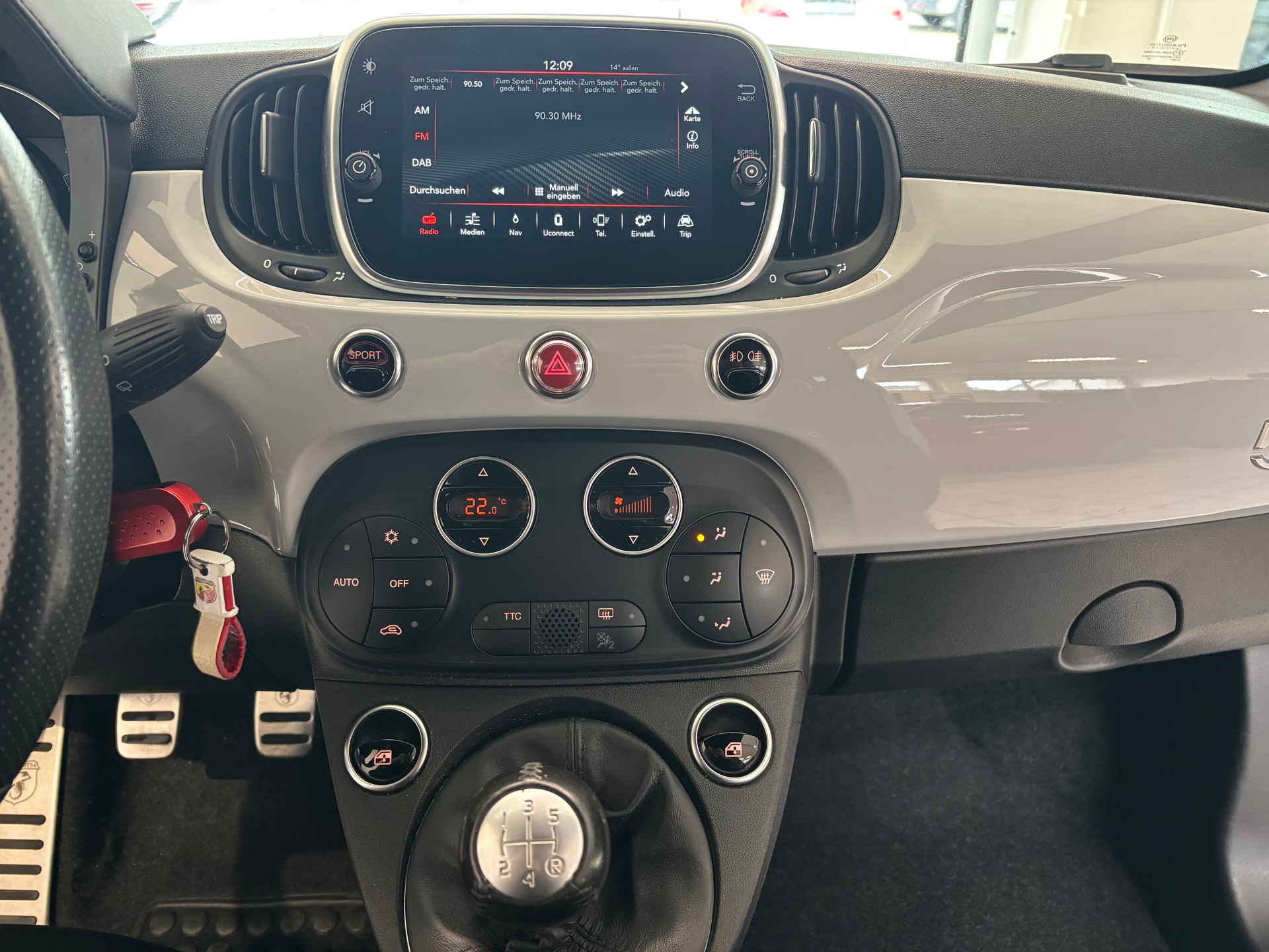 FIAT 595 1.4 16V Turbo Abarth-image-12
