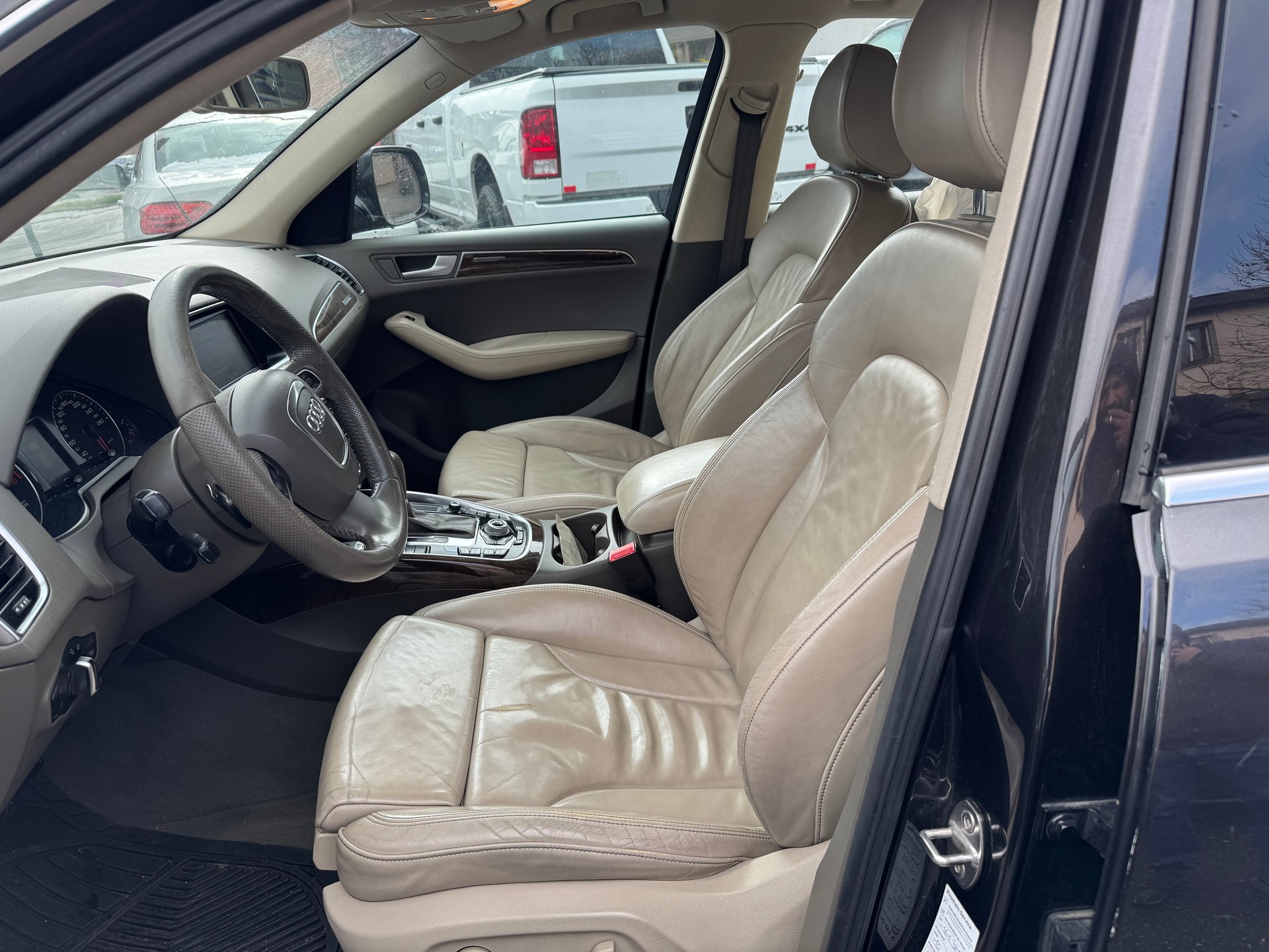 AUDI Q5 3.0 TDI quattro S-tronic-image-7