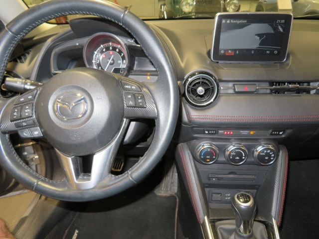 MAZDA 2 1.5i 16V Skyactiv-G Revolution-image-7