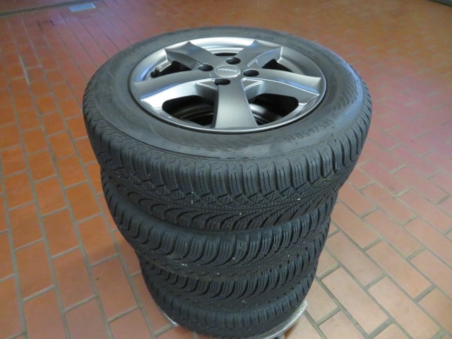 MAZDA 2 1.5i 16V Skyactiv-G Revolution-image-12