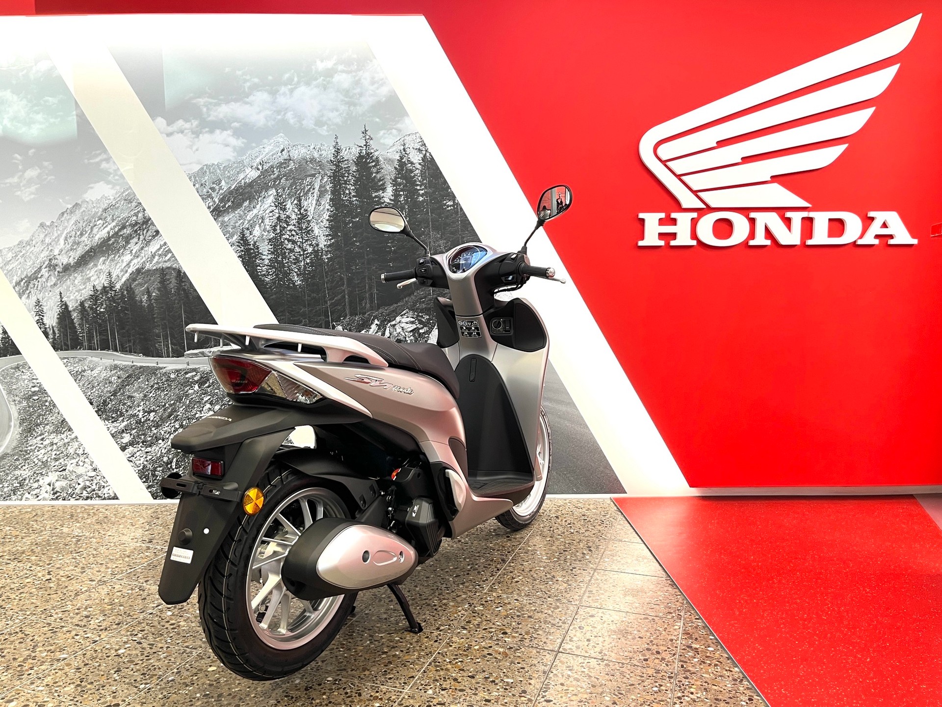 HONDA SH 125 i Mode-showroom-element-3