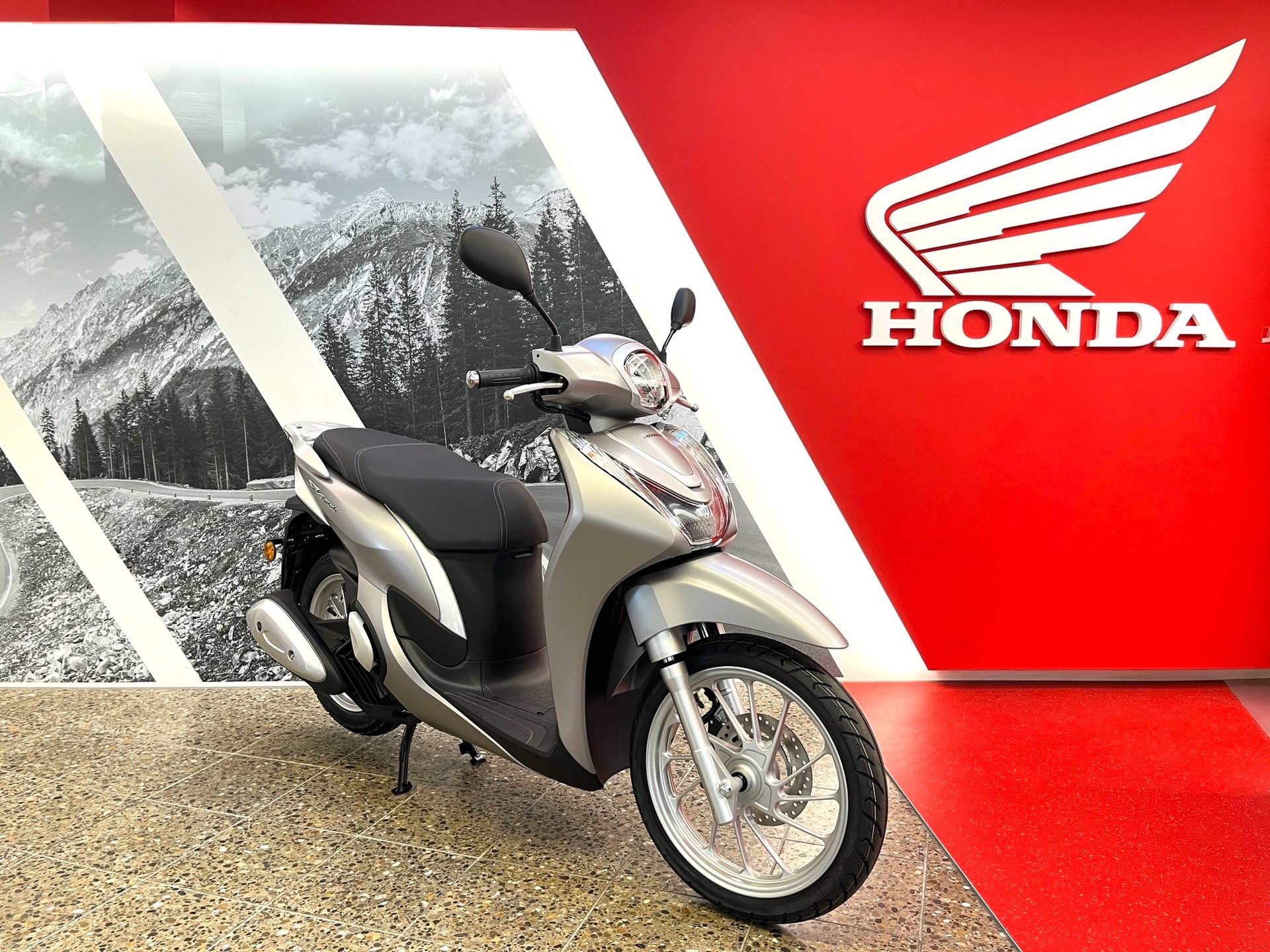 HONDA SH 125 i Mode-showroom-element-2