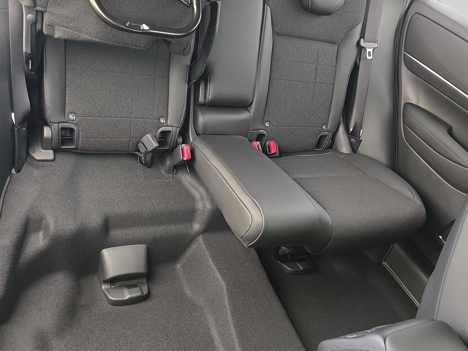HONDA HR-V 1.5 i-MMD Advance-image-13