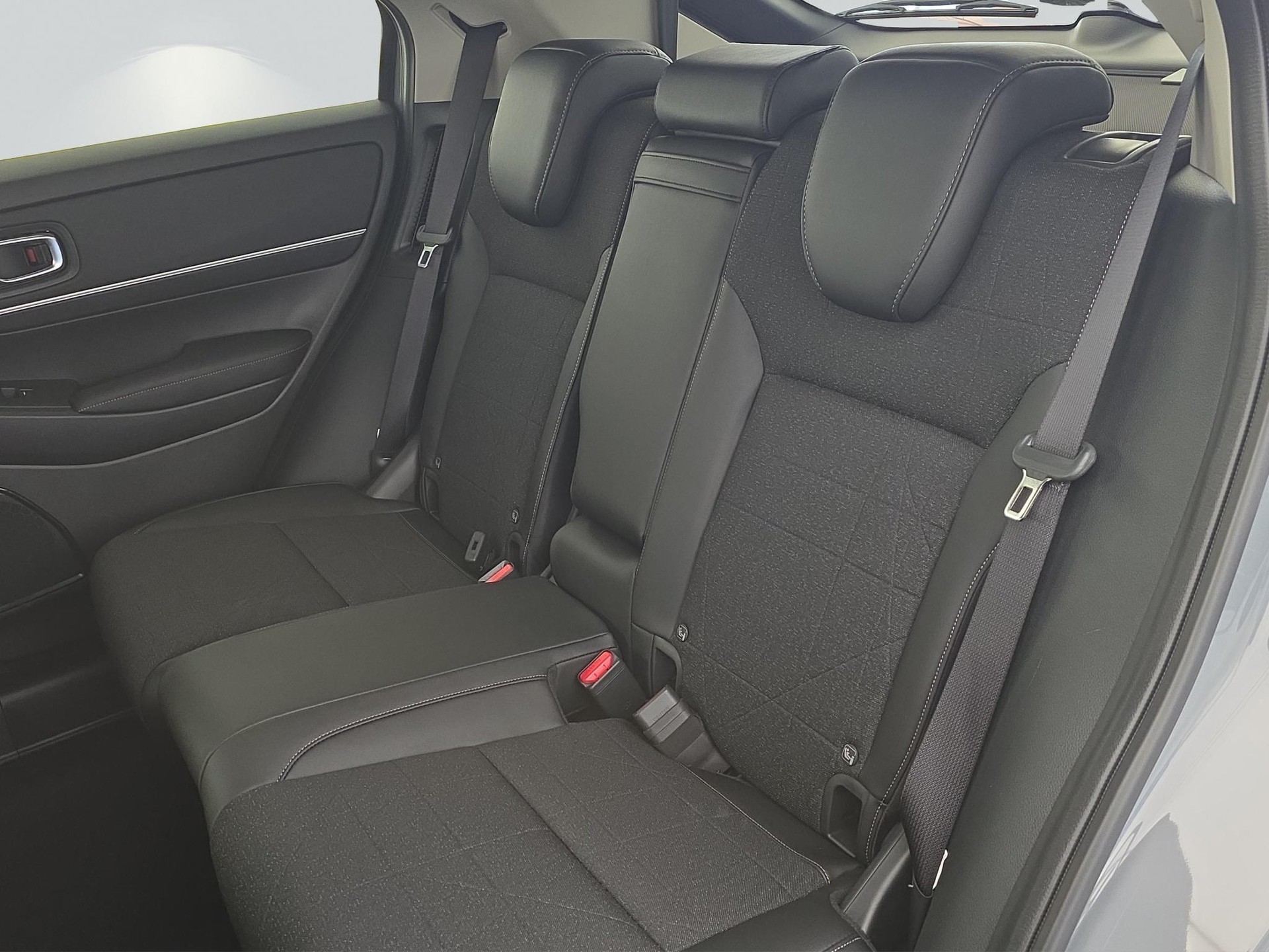 HONDA HR-V 1.5 i-MMD Advance-image-12
