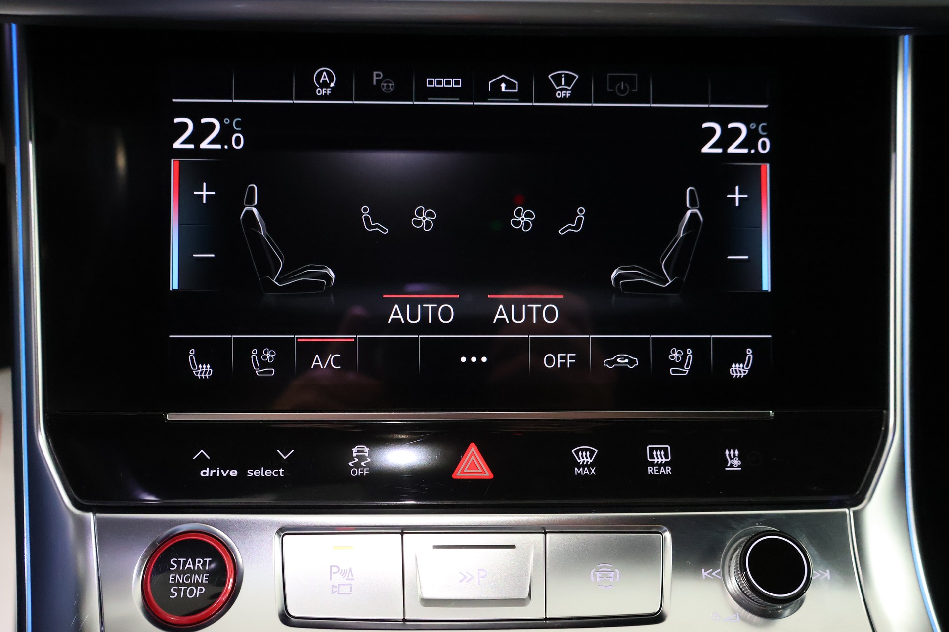 AUDI RS6 Avant 4.0 TFSI V8 quattro-image-25