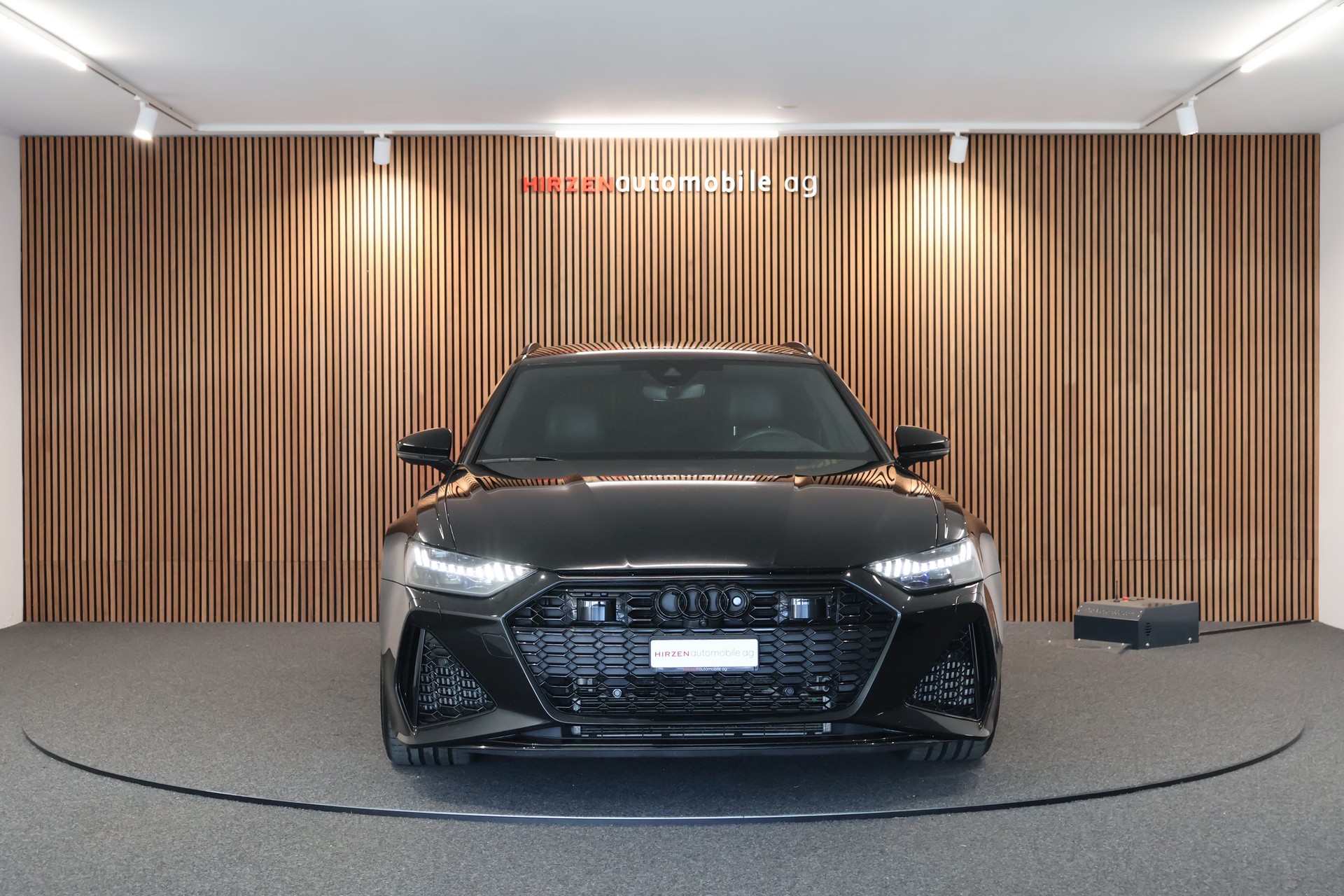 AUDI RS6 Avant 4.0 TFSI V8 quattro-image-7