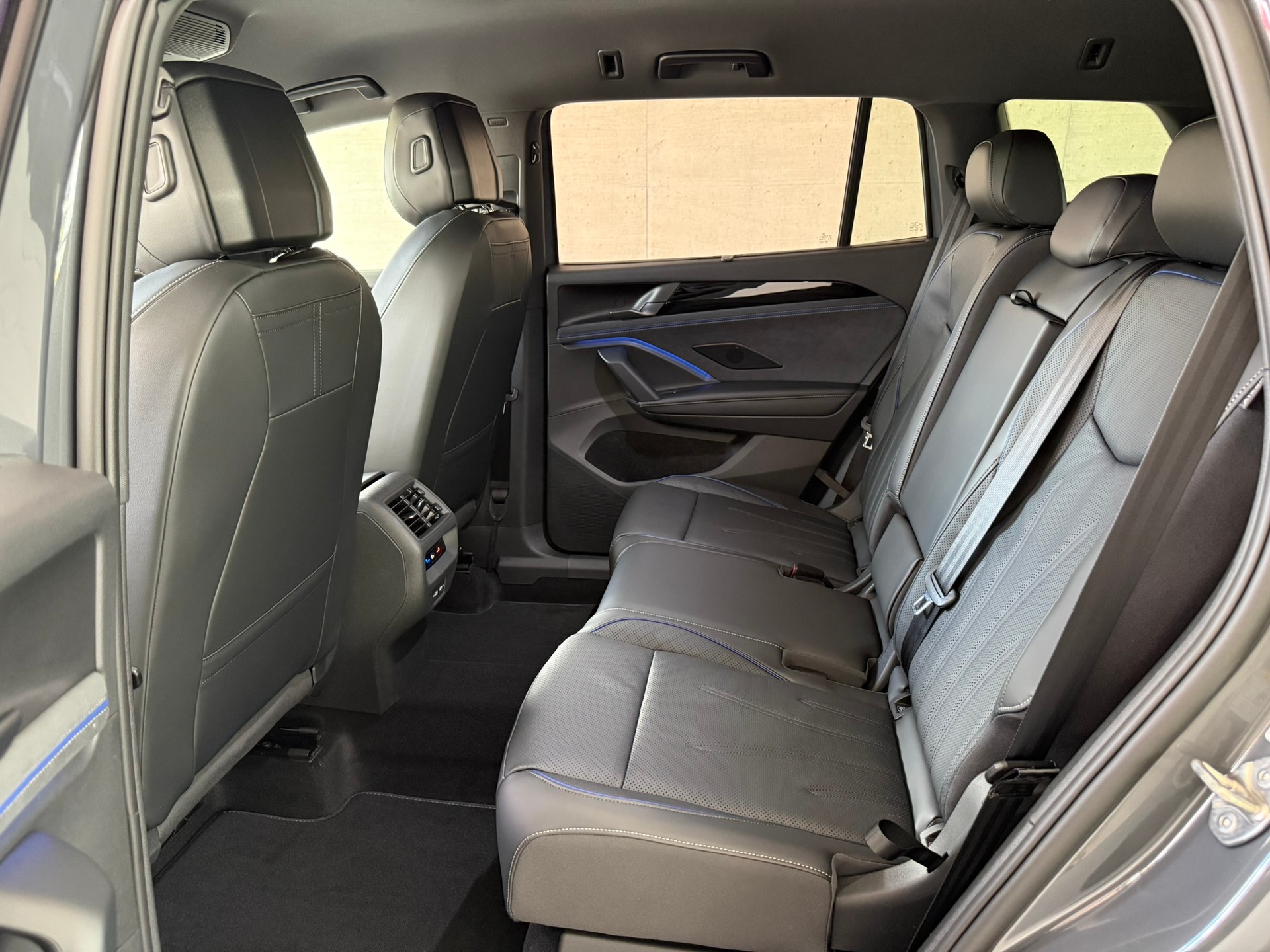 VW Tayron 1.5 TSI evo2 eHybrid R-Line DSG-image-8