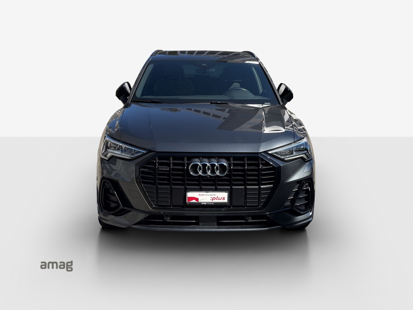 AUDI Q3 45 TFSI S line quattro S-tronic-image-6