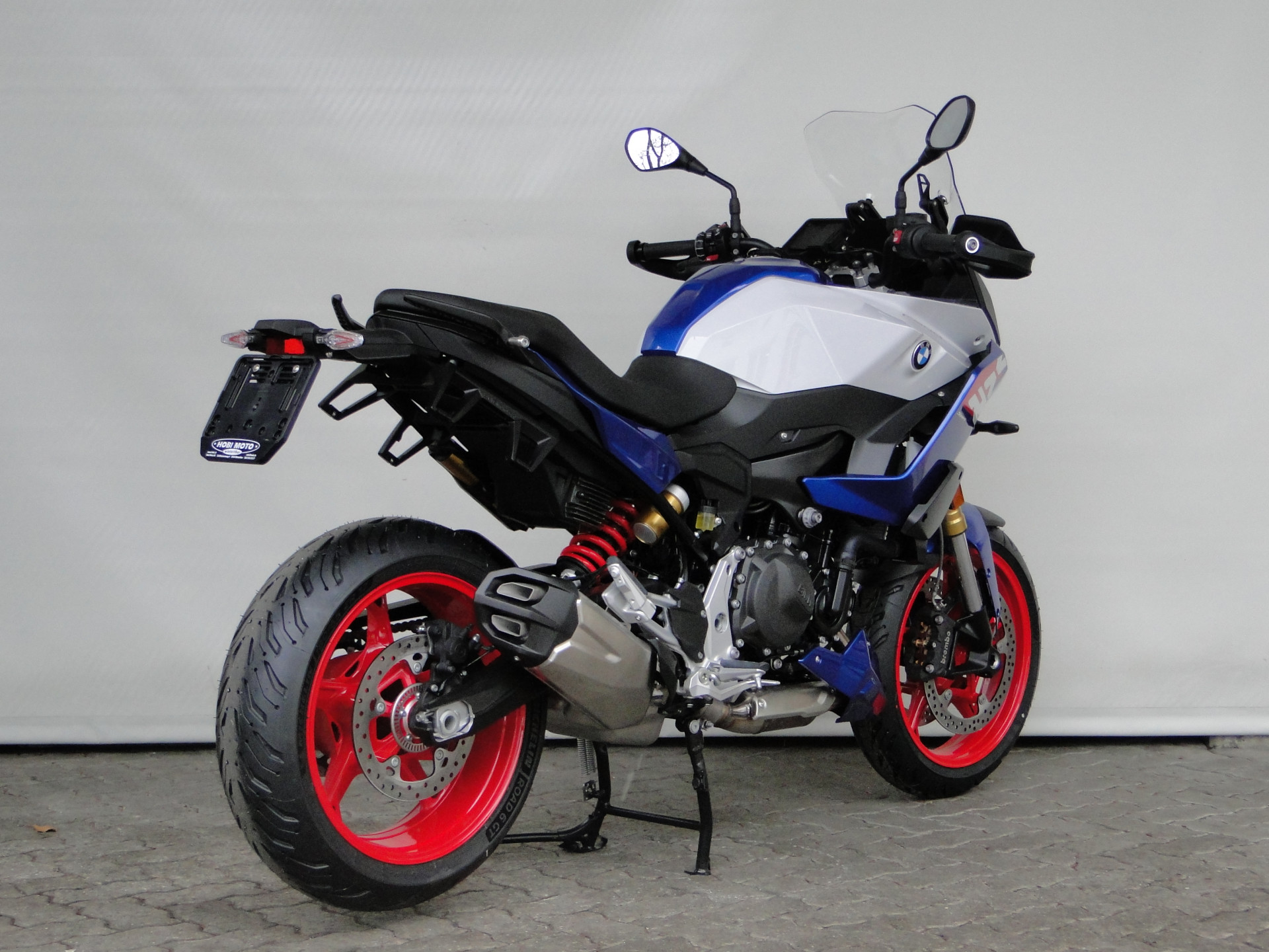 BMW F 900 XR A2 5 Jahre Garantie-showroom-element-3