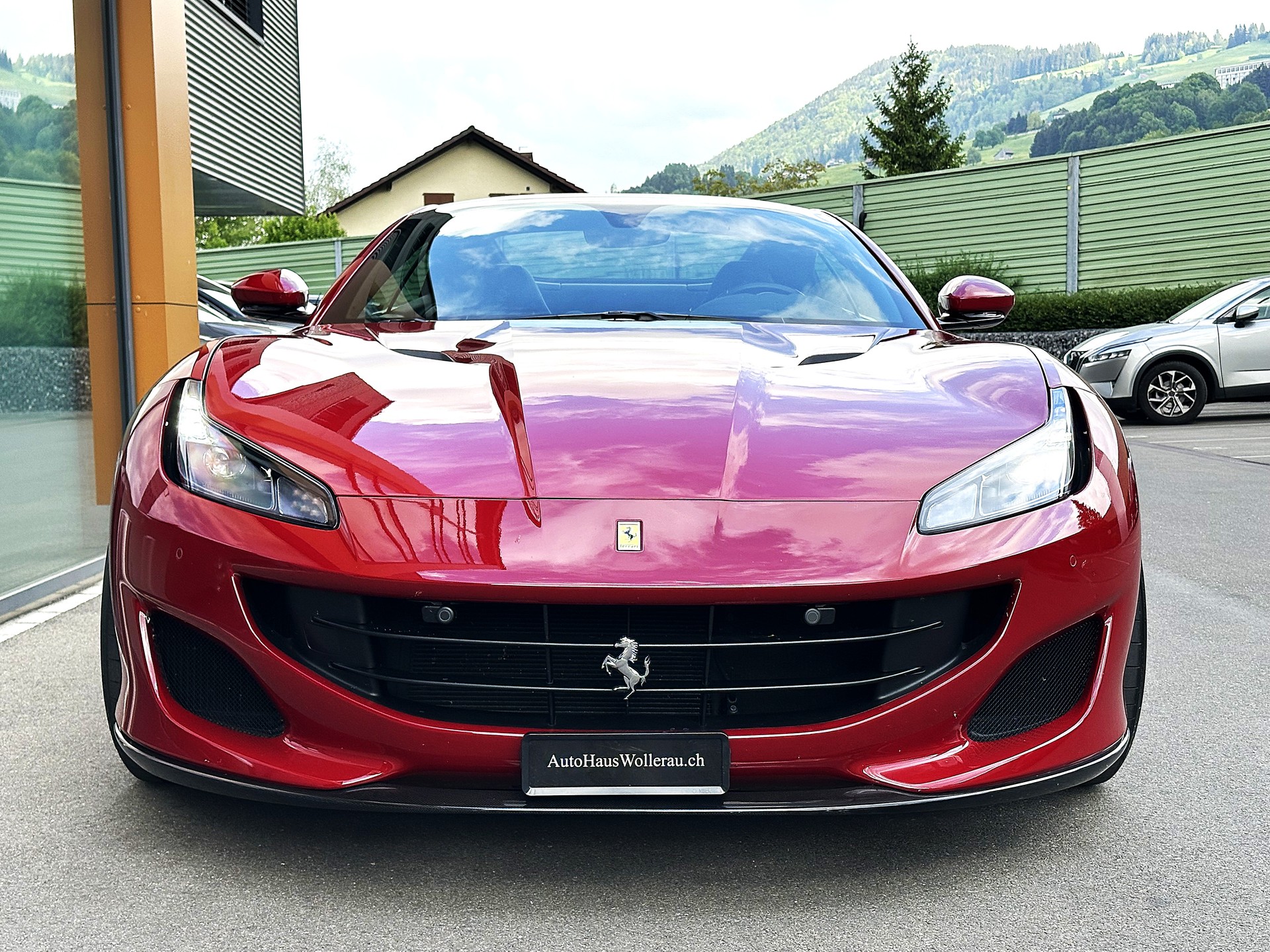 FERRARI Portofino 3.9 Turbo-showroom-element-1