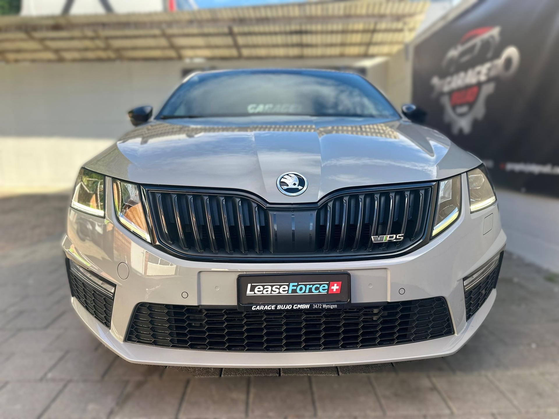 SKODA Octavia Combi 2.0 TDI RS 4x4 DSG-showroom-element-2
