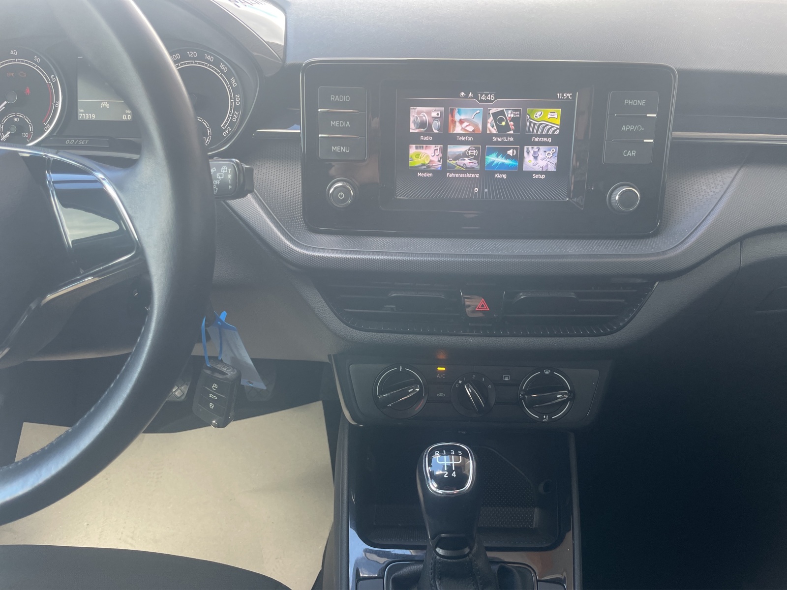 SKODA Fabia 1.0 MPI Active-image-10