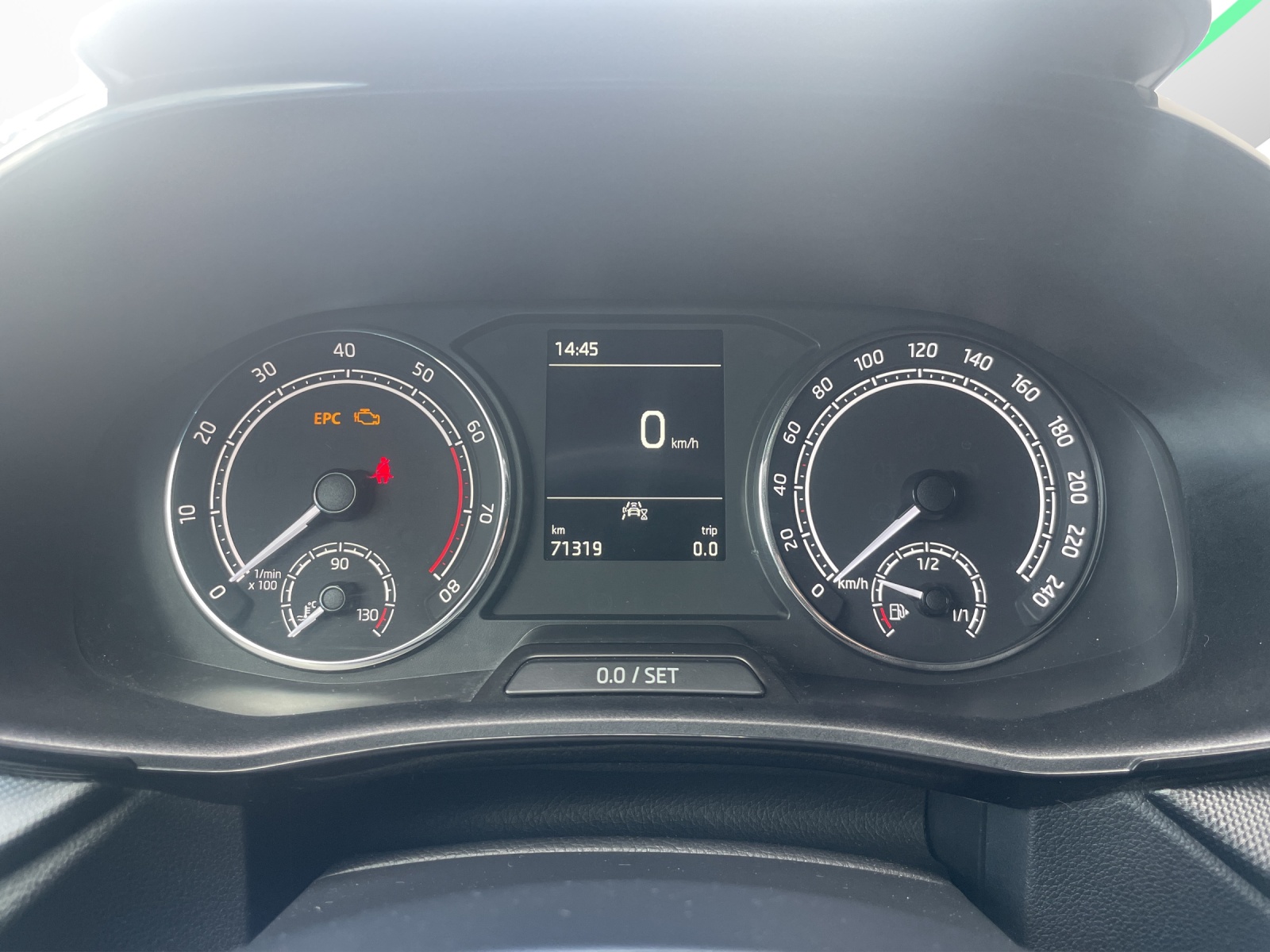 SKODA Fabia 1.0 MPI Active-image-8